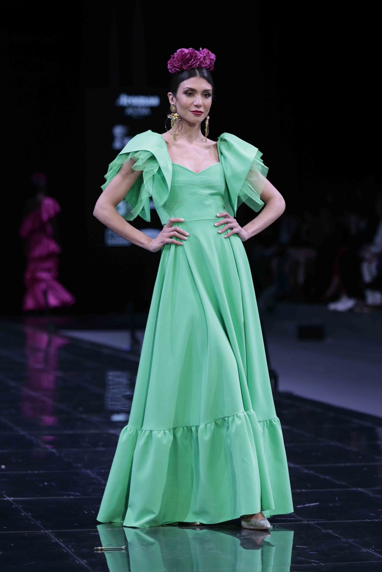 Desfile de Pilar Rubio en SIMOF de 2024, todas las fotos