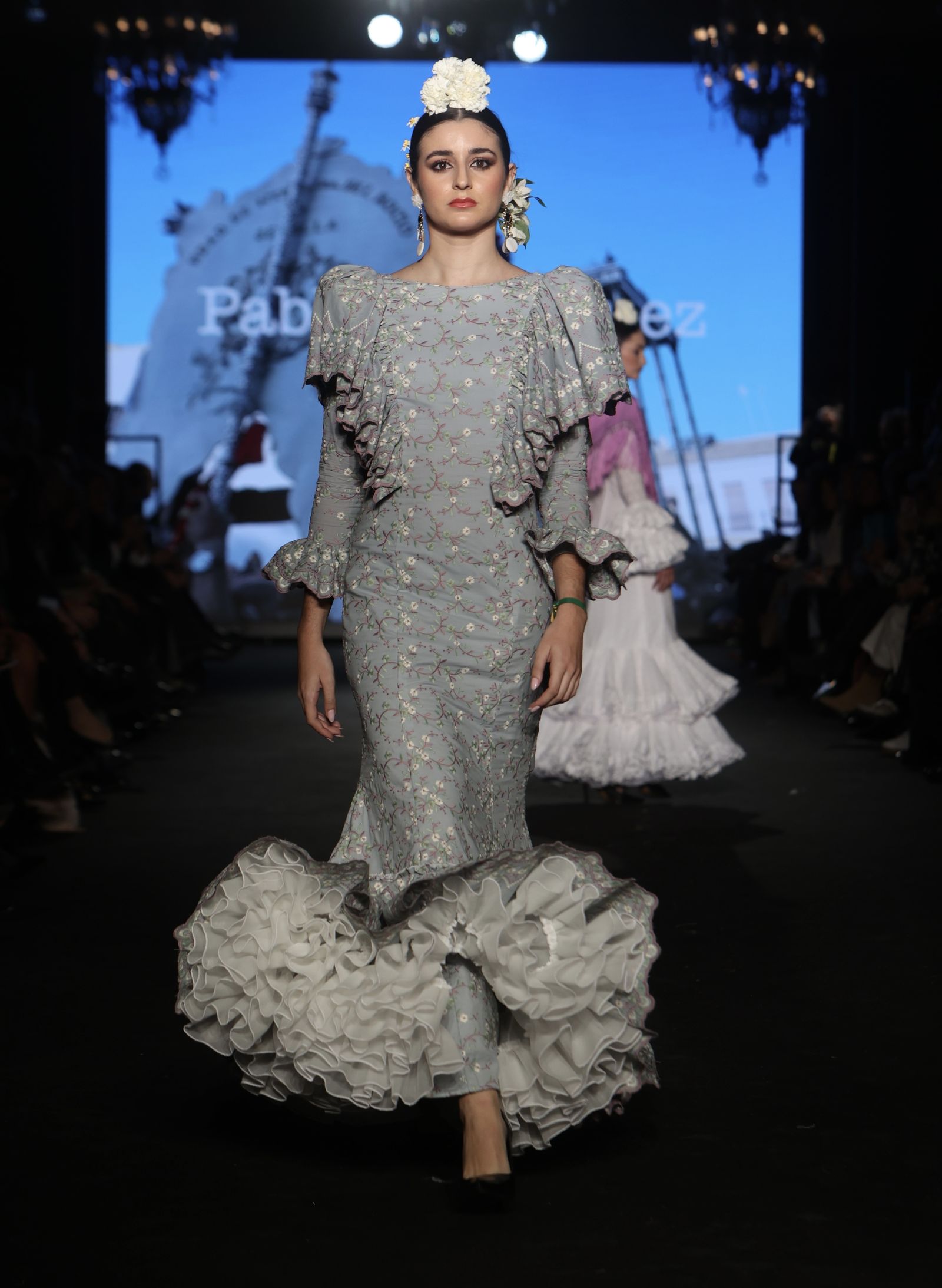 Desfile de la Hermandad del Rocío de Sevilla en We Love Flamenca 2024, todas las fotos