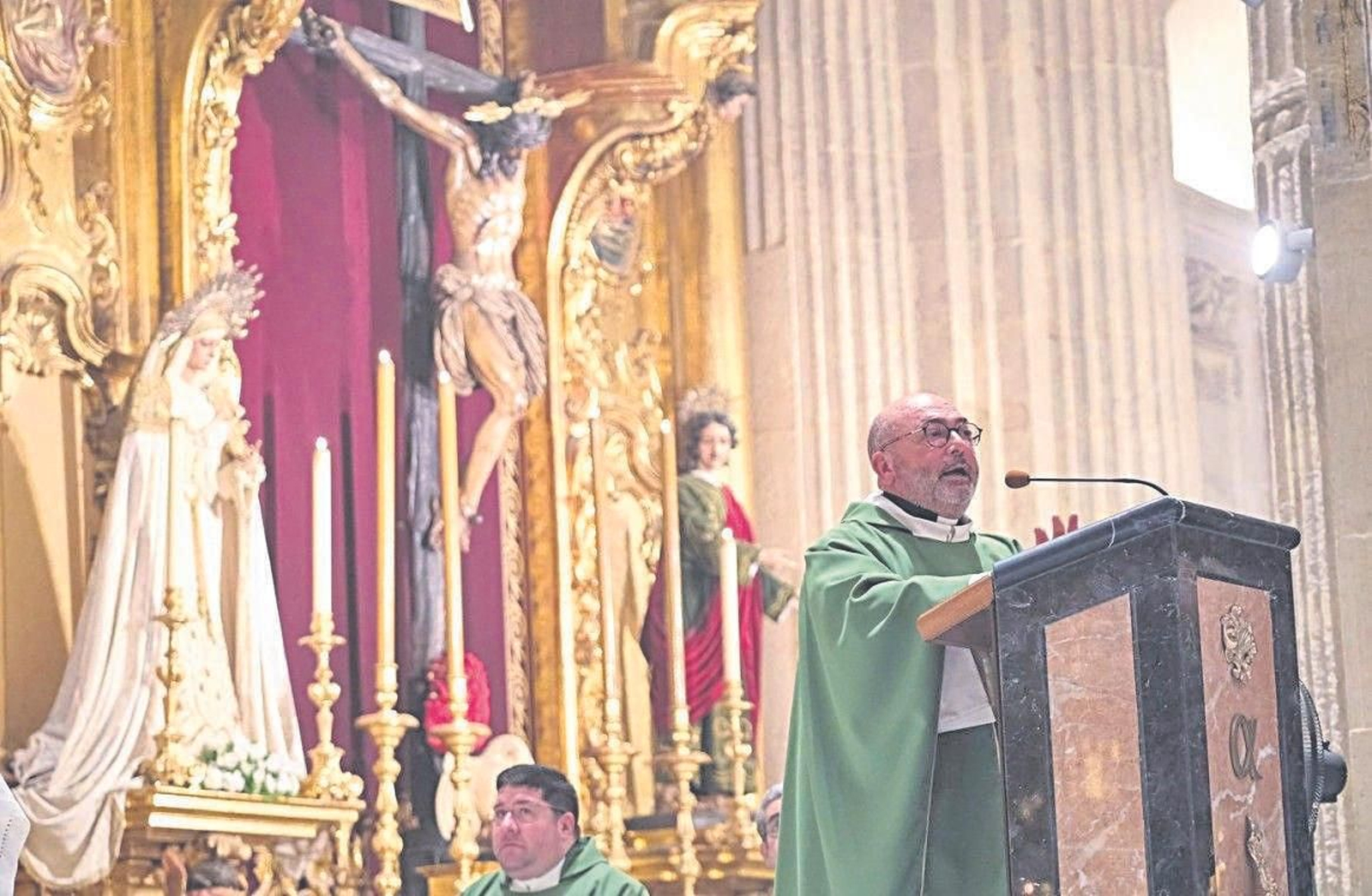 Pedro Juan Álvarez, en su primera intervención como rector del Salvador
