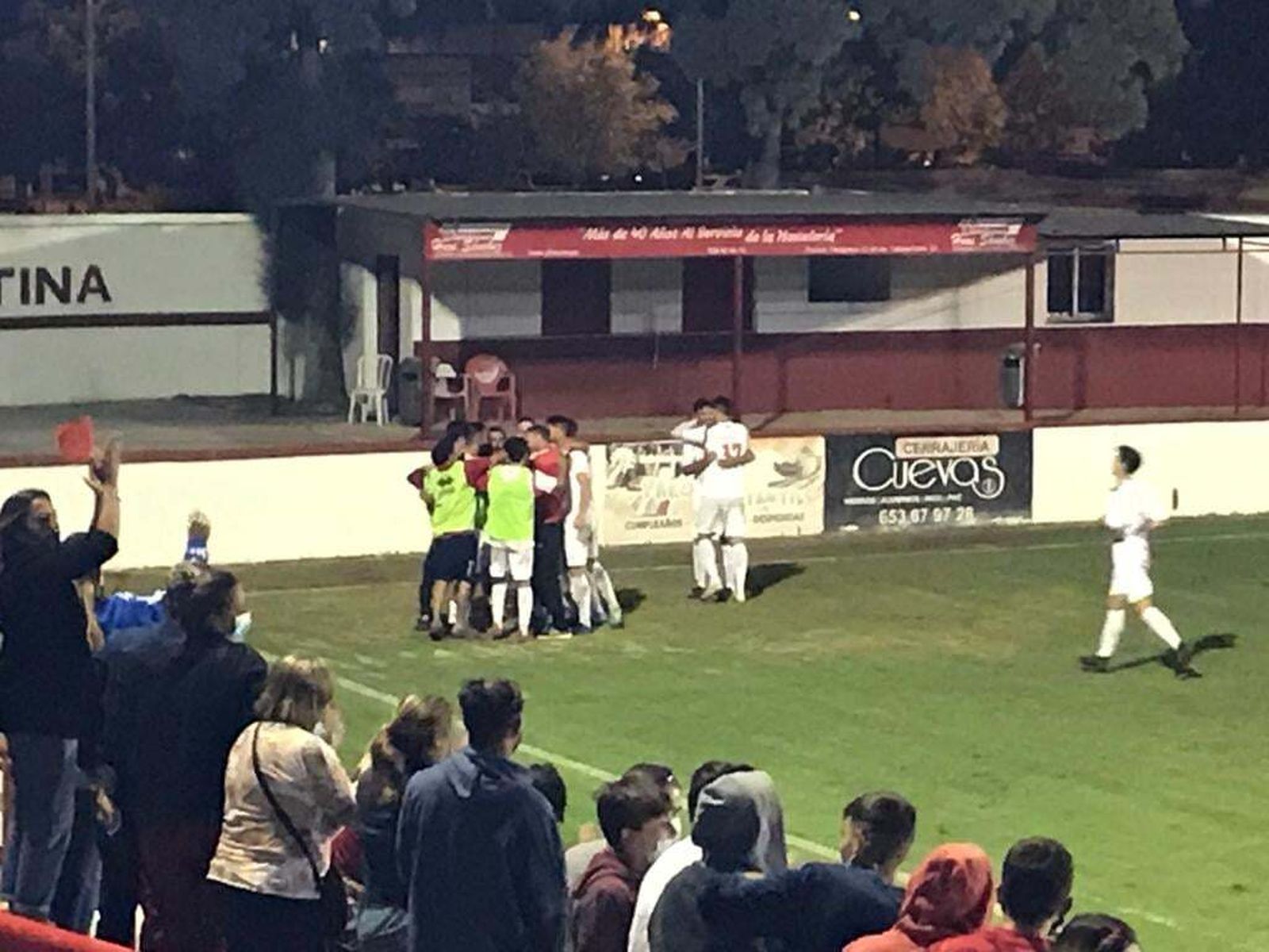 Los chiclaneros celebran el 2-0, obra de Nene.