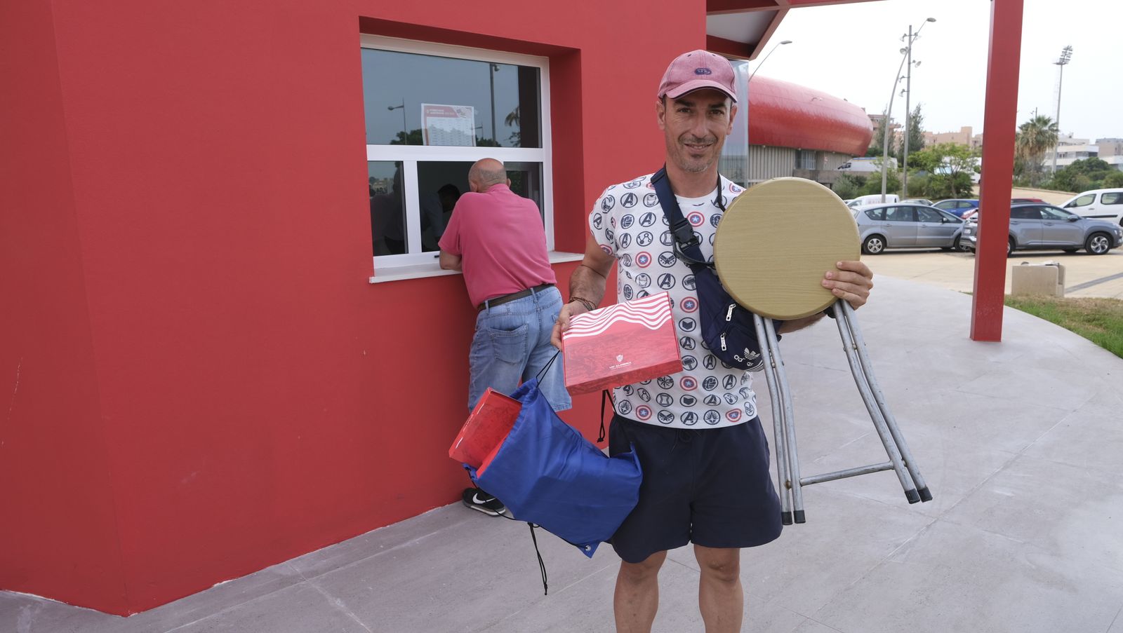 Imágenes de la renovación de los abonos de la U.D. Almería