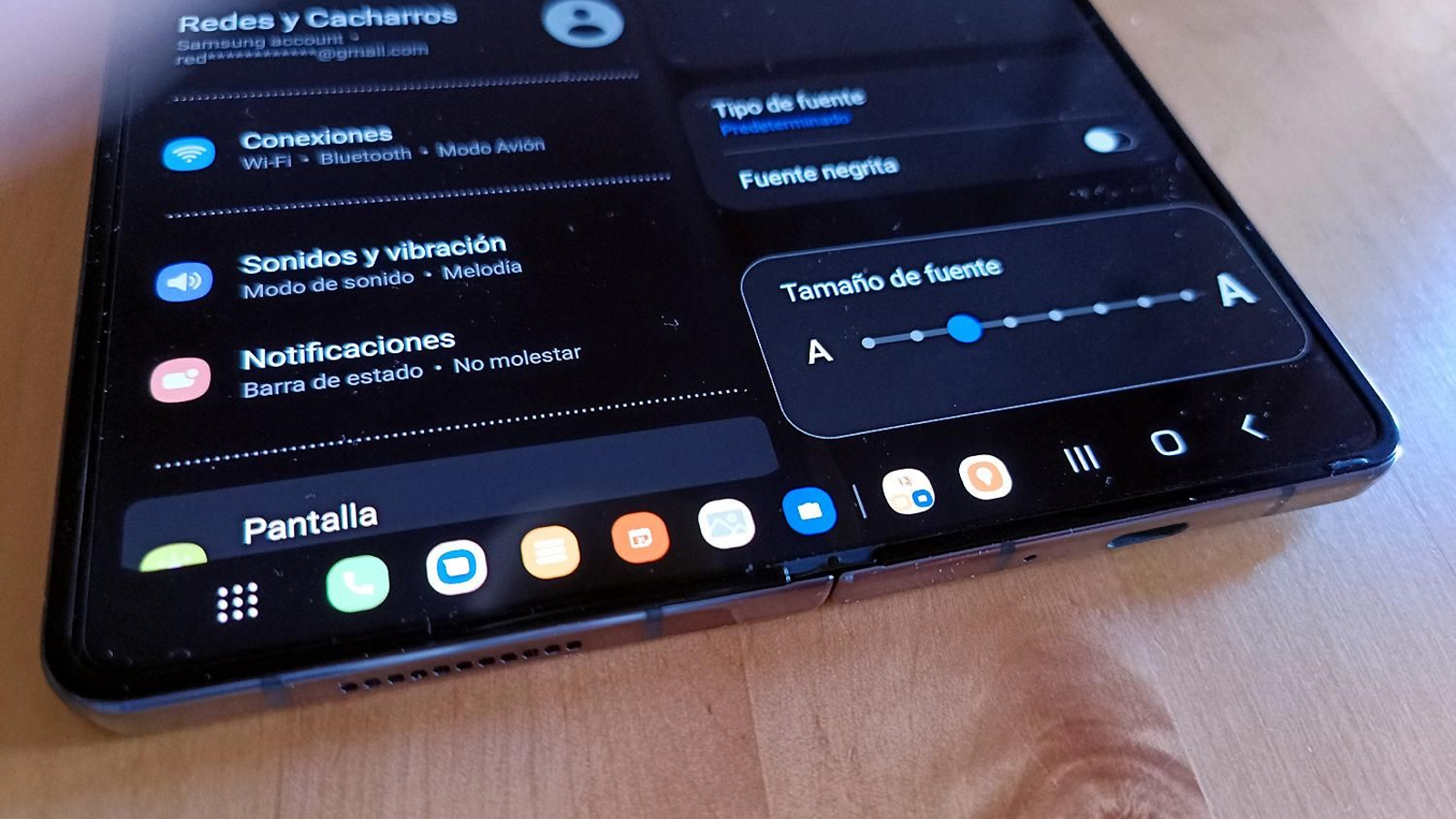 Samsung Galaxy Z Fold 4