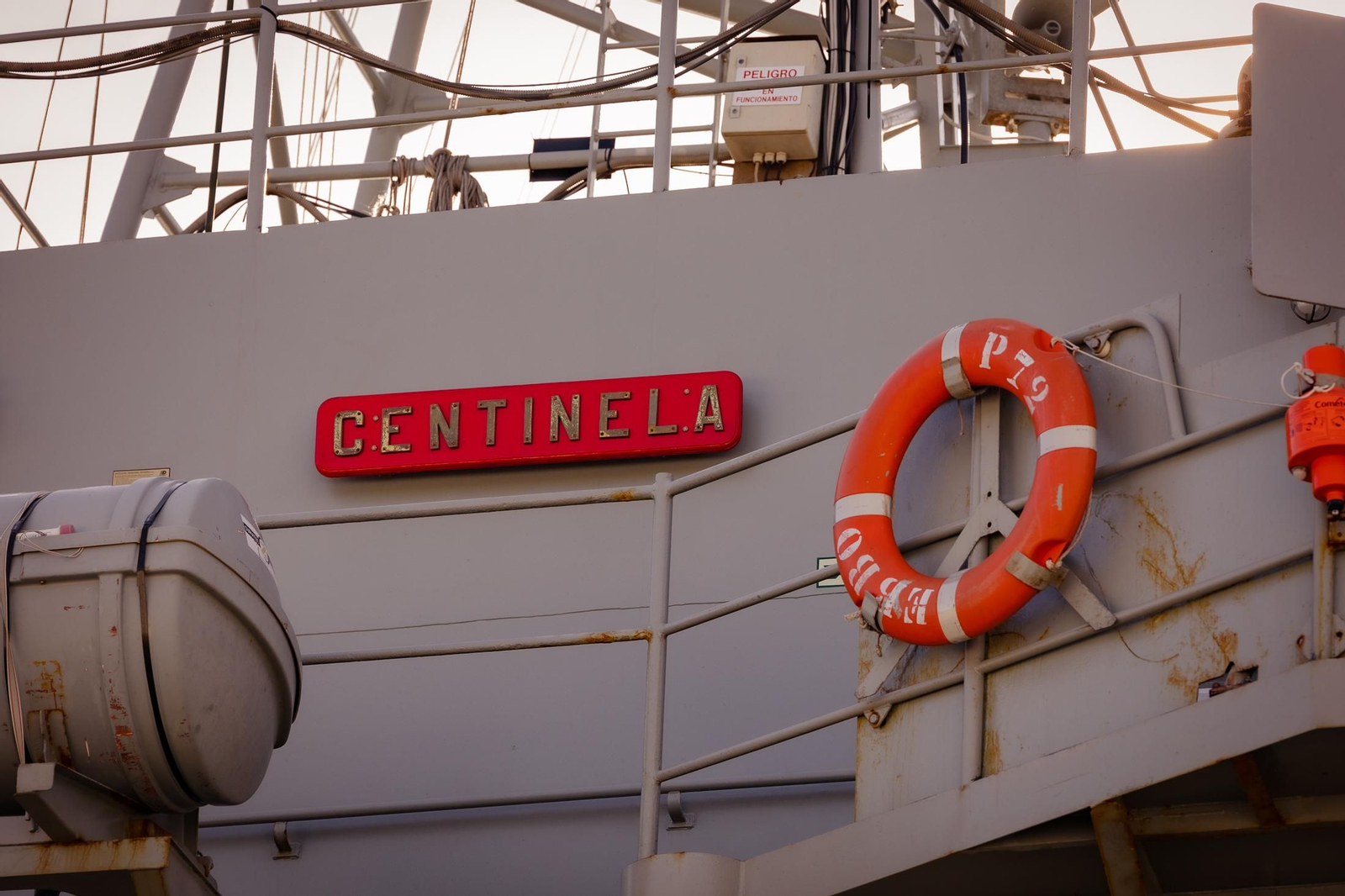 Imágenes del patrullero Centinela en el Muelle de Levante