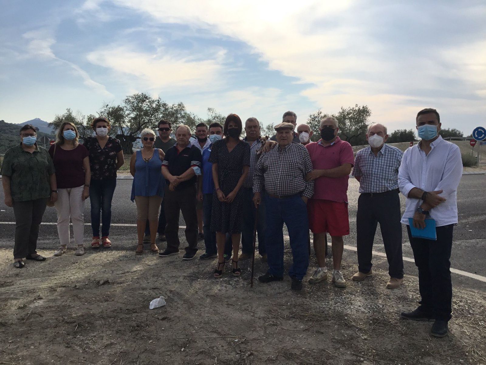 Vecinos afectados por las expropiaciones de la variante Lucena-Rute.