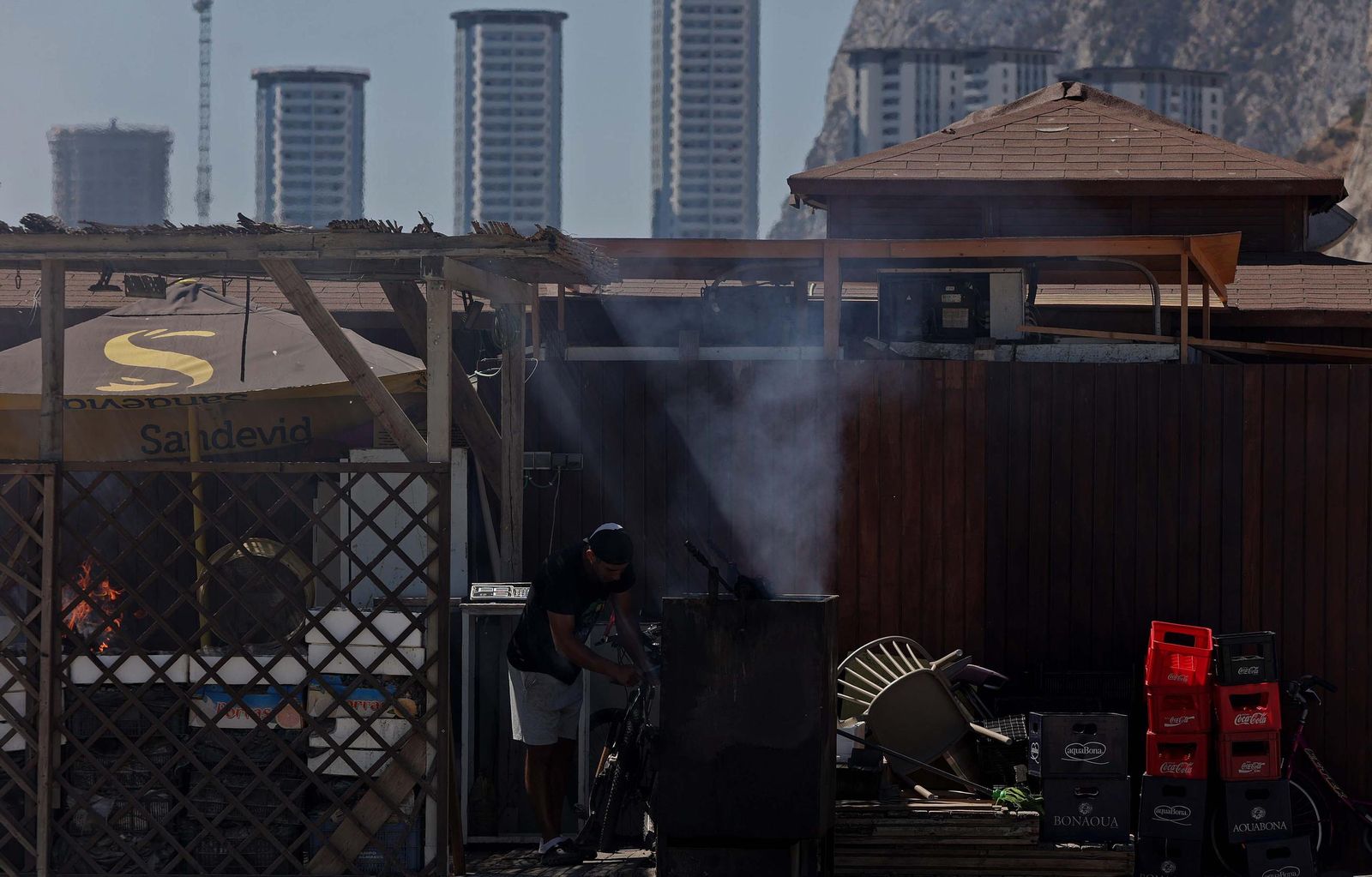 Fotos del domingo en la playa de Levante de La Línea