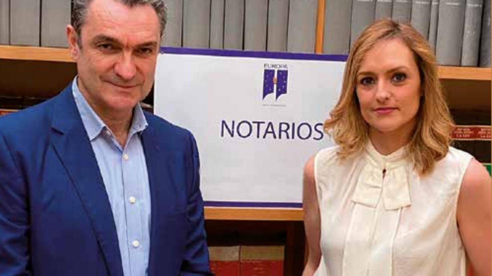 Javier ronda y Marián Campra, autores de 'Notario de guardia'.