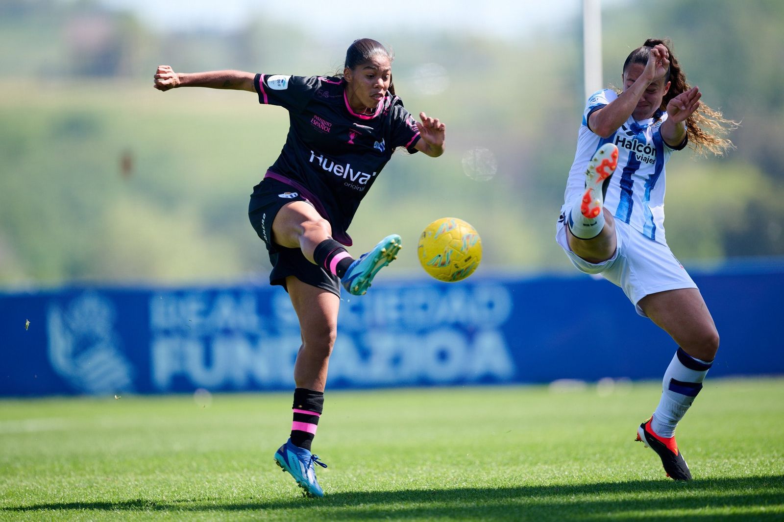 Raiderlin Carrasco durante el partido contra la Real Sociedad.