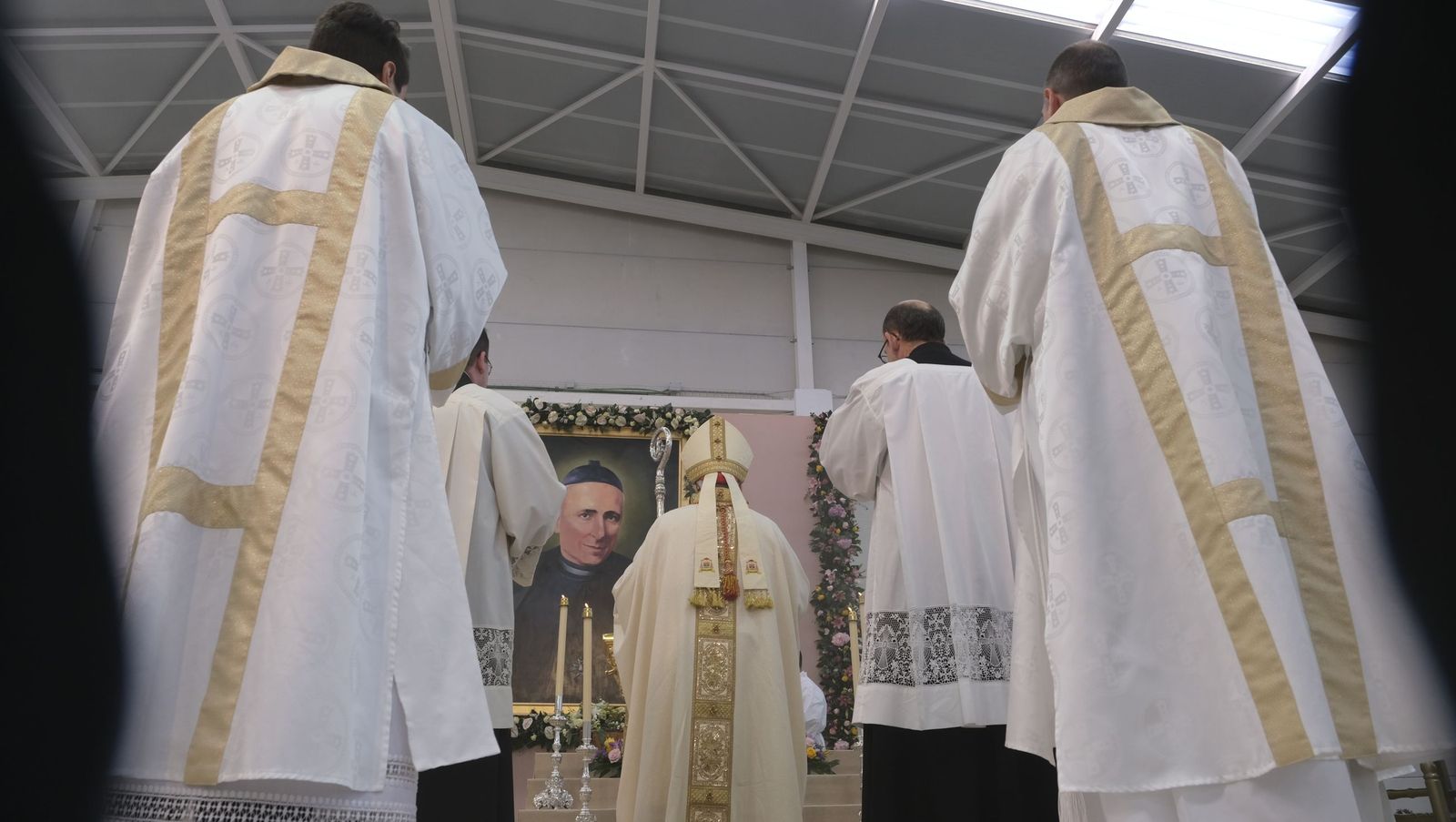 Así se ha vivido la beatificación del Cura Valera: las imágenes del acto en Huércal-Overa