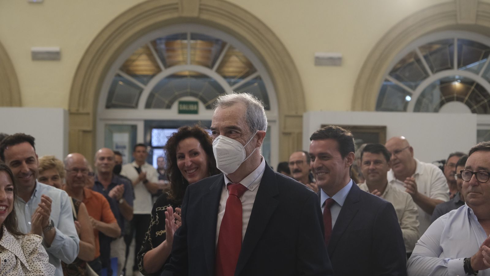 Imágenes de la entrega del Escudo de Oro de la Diputación de Almería a Ambrosio Sánchez