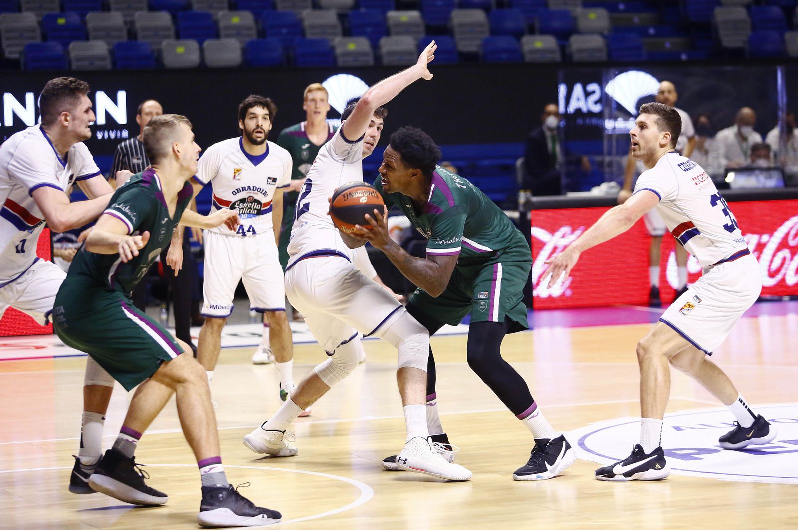 El Unicaja-Obradoiro, en fotos