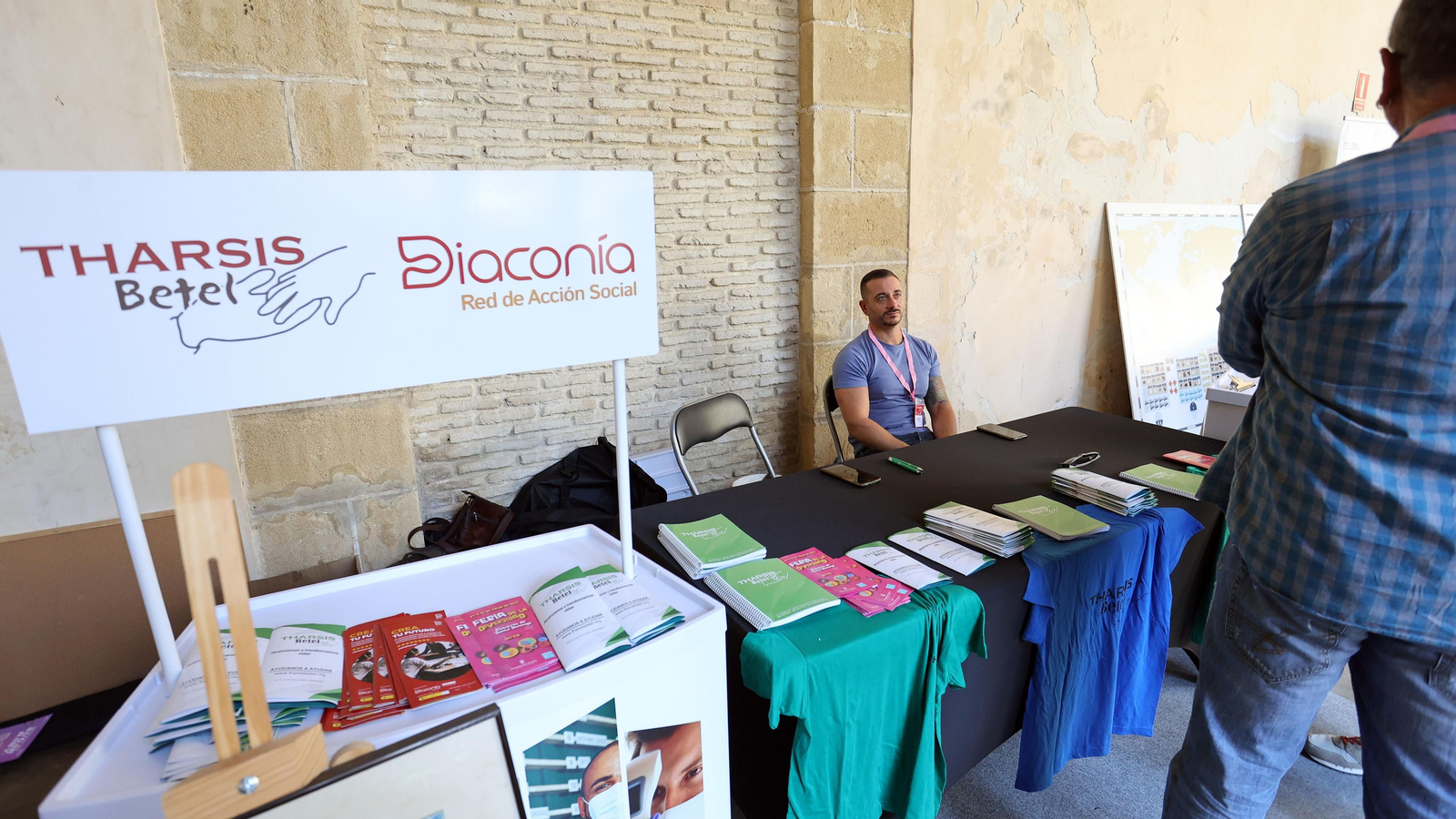 Manifiesto por el Día de África y Feria de la Diversidad en los Claustros de Santo Domingo