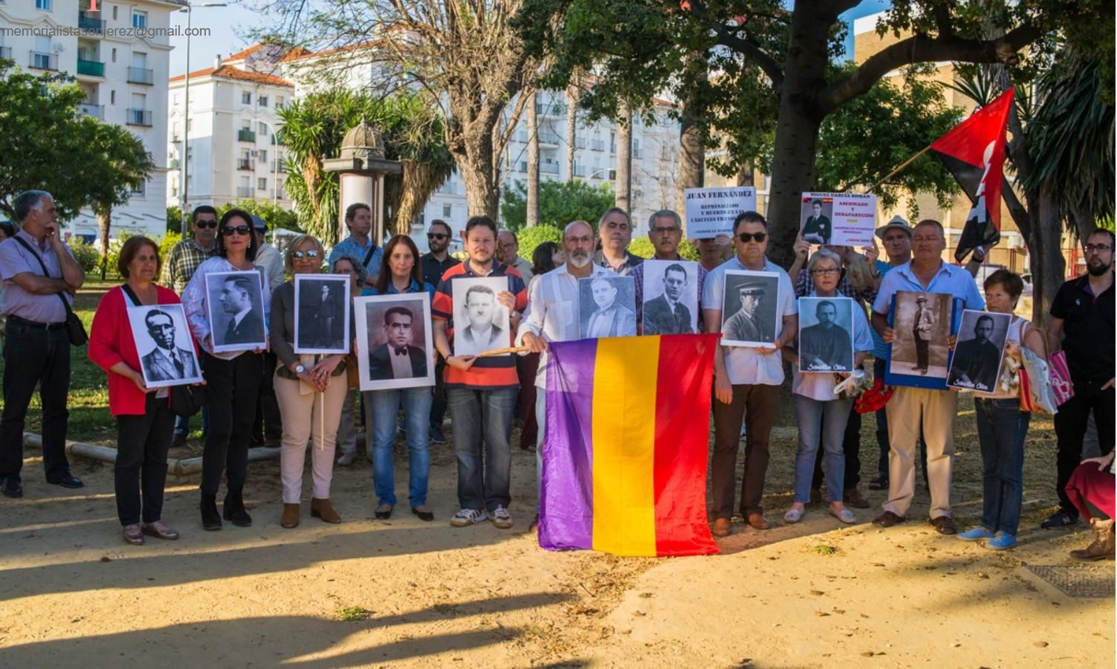 Imagen de una protesta del Grupo Memoralista de Jerez.