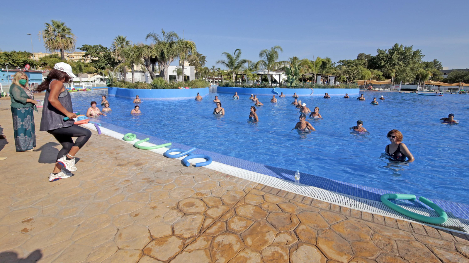 Alcaldesa visita Arena Fitness y Arena Village