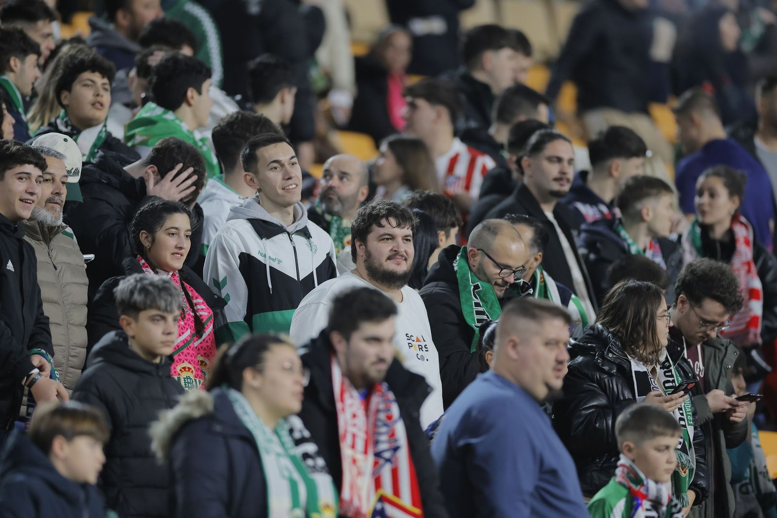 Búscate en las fotos del Betis - Atlético de Madrid