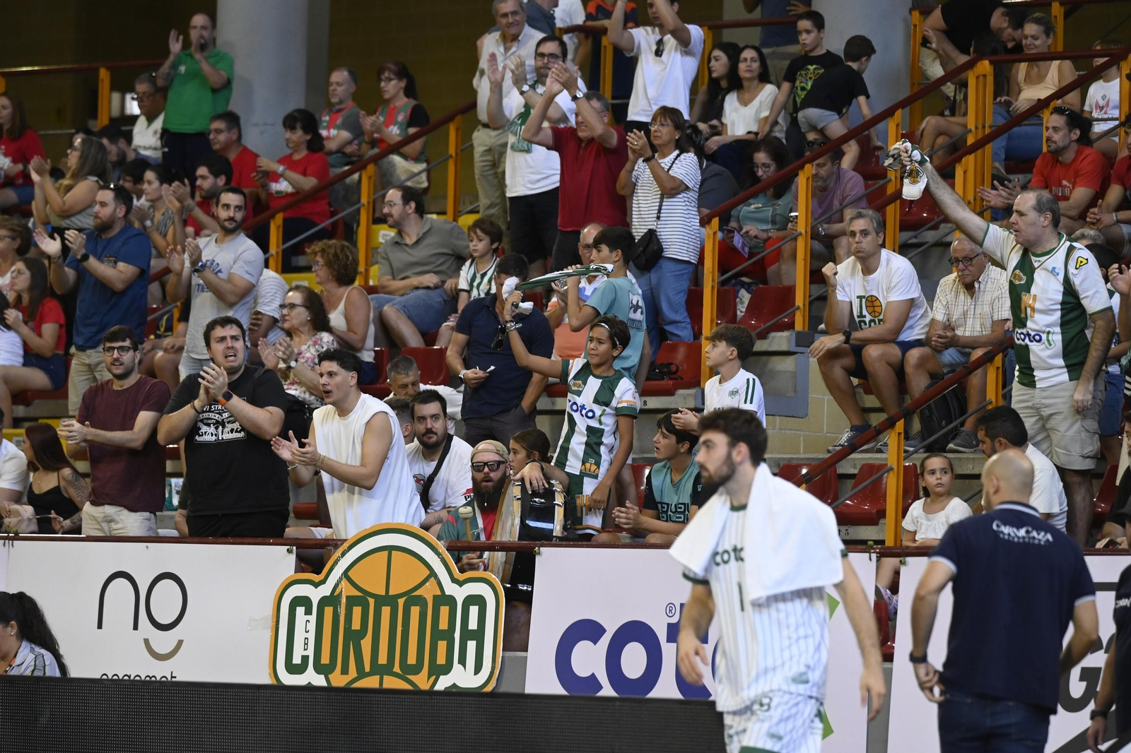 Las mejores fotos del Coto Córdoba - Caja 87 de la Copa de España en Vista Alegre