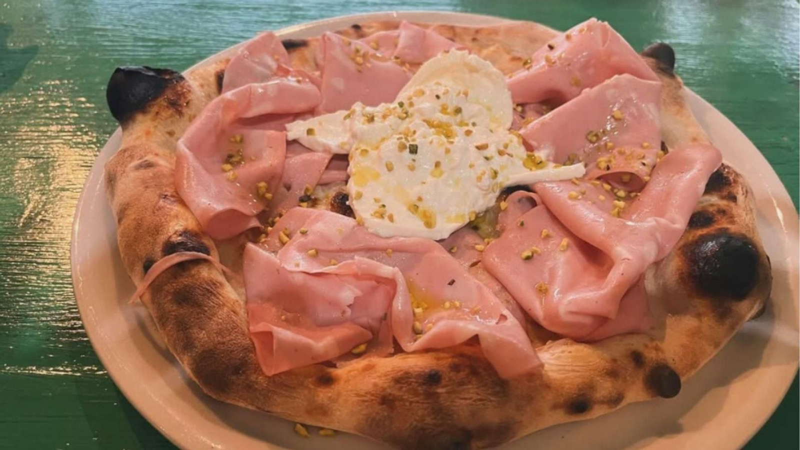 Una pizza de El Granero.