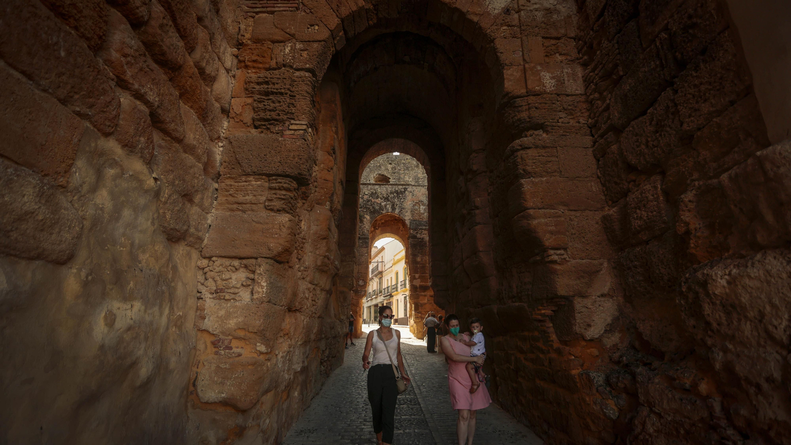 Un recorrido por las entrañas de Carmona