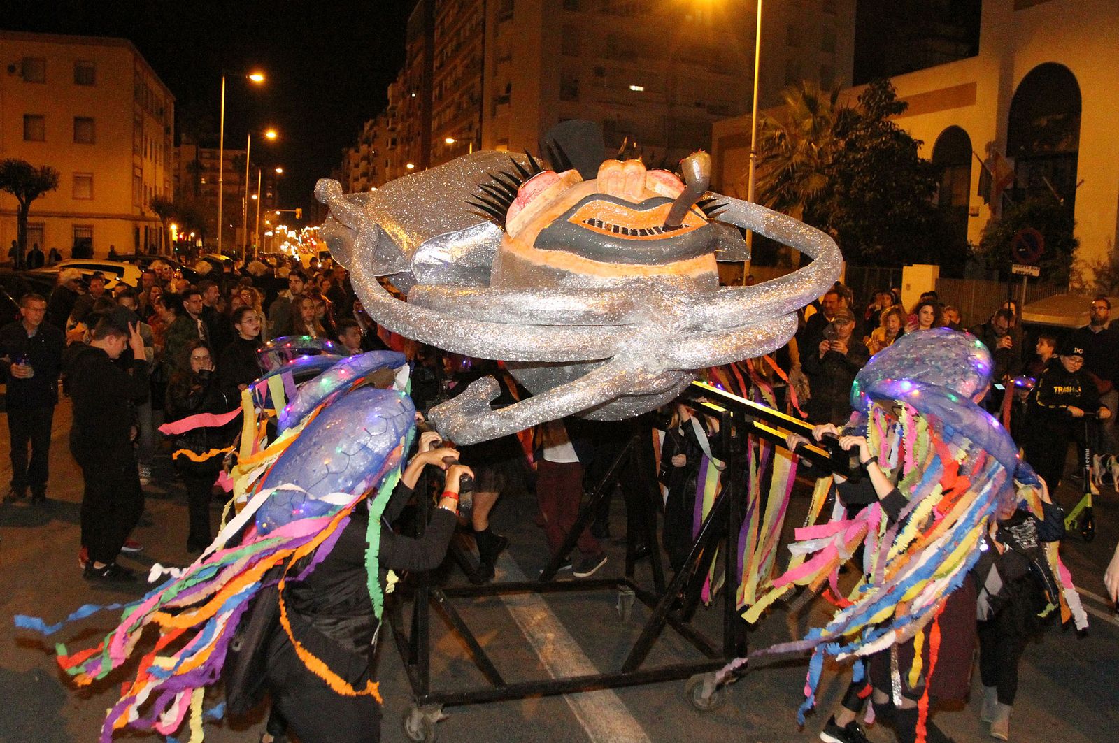 Pasacalles del Entierro del Choco, en imágnes