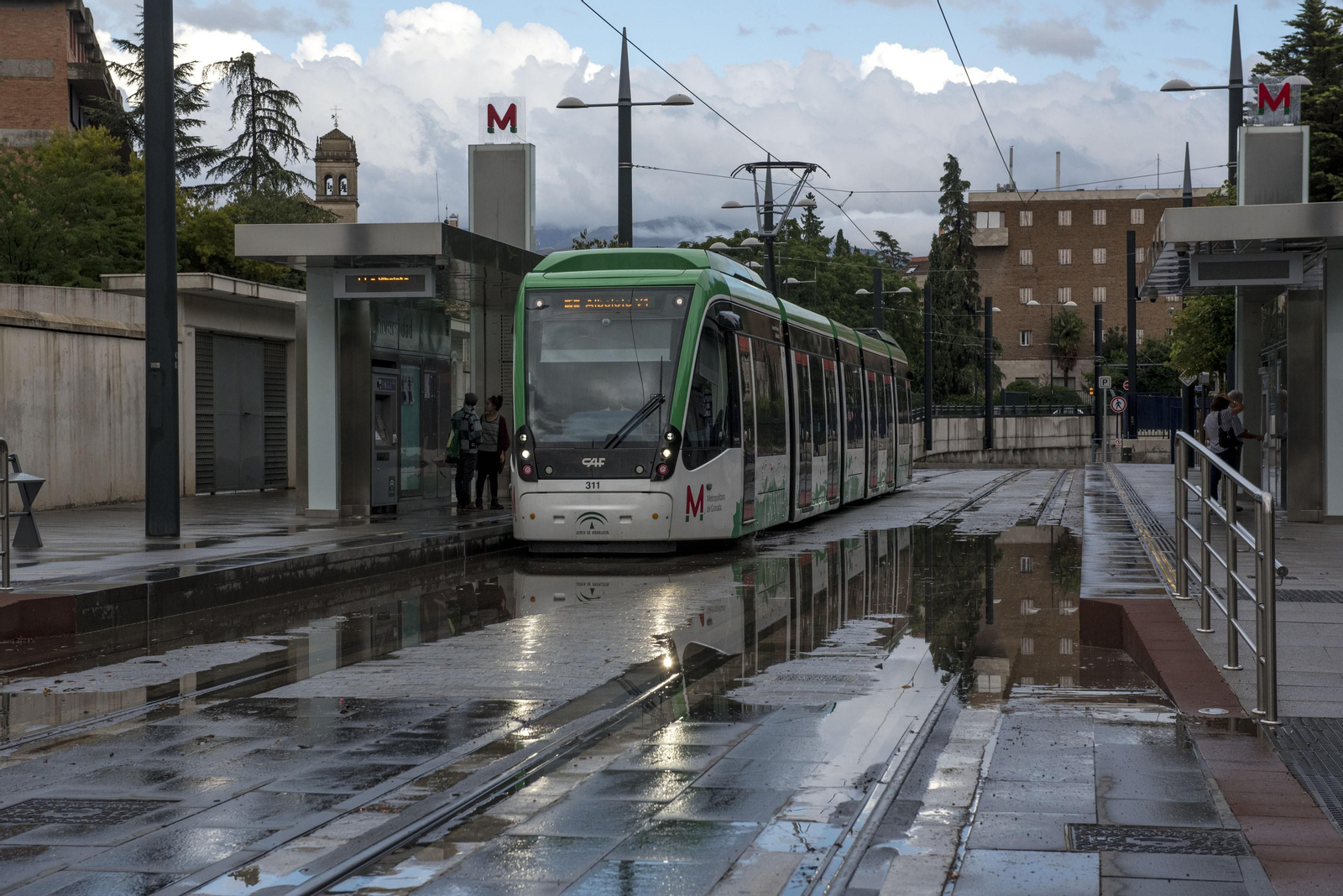 Durante los paros de servicio la plantilla se concentrará en la parada de Metro de Maracena.