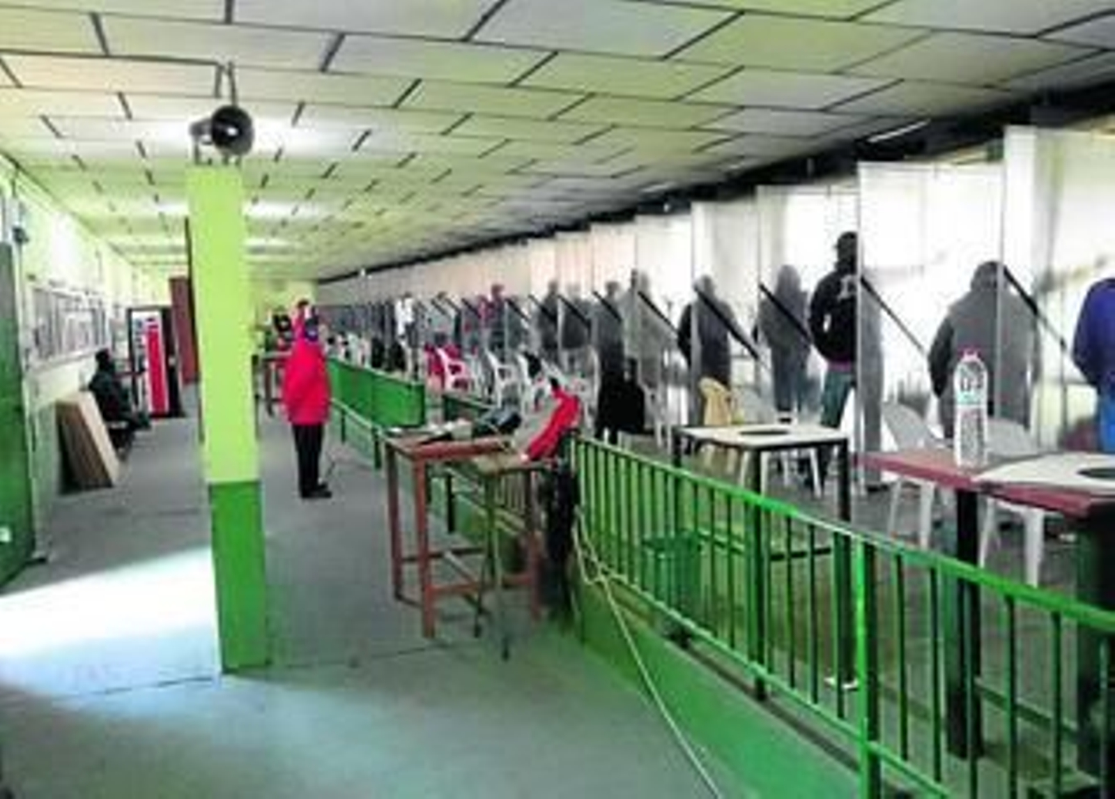 Una de las galerías de tiro del campo Guadalmedina antes de su cierre.