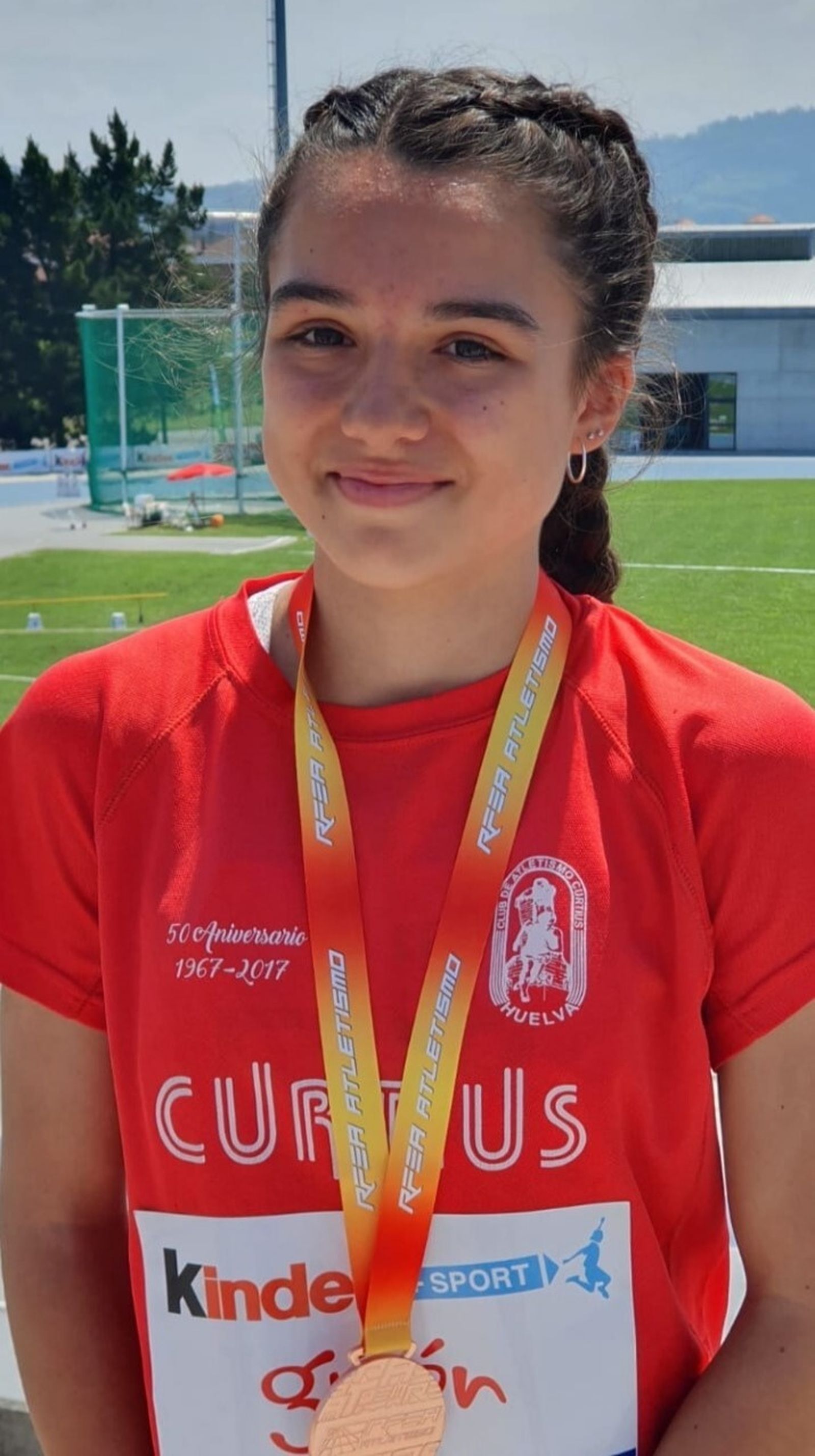 Andrea Barroso compitió en lanzamiento de jabalina en el estadio Emilio Martín.