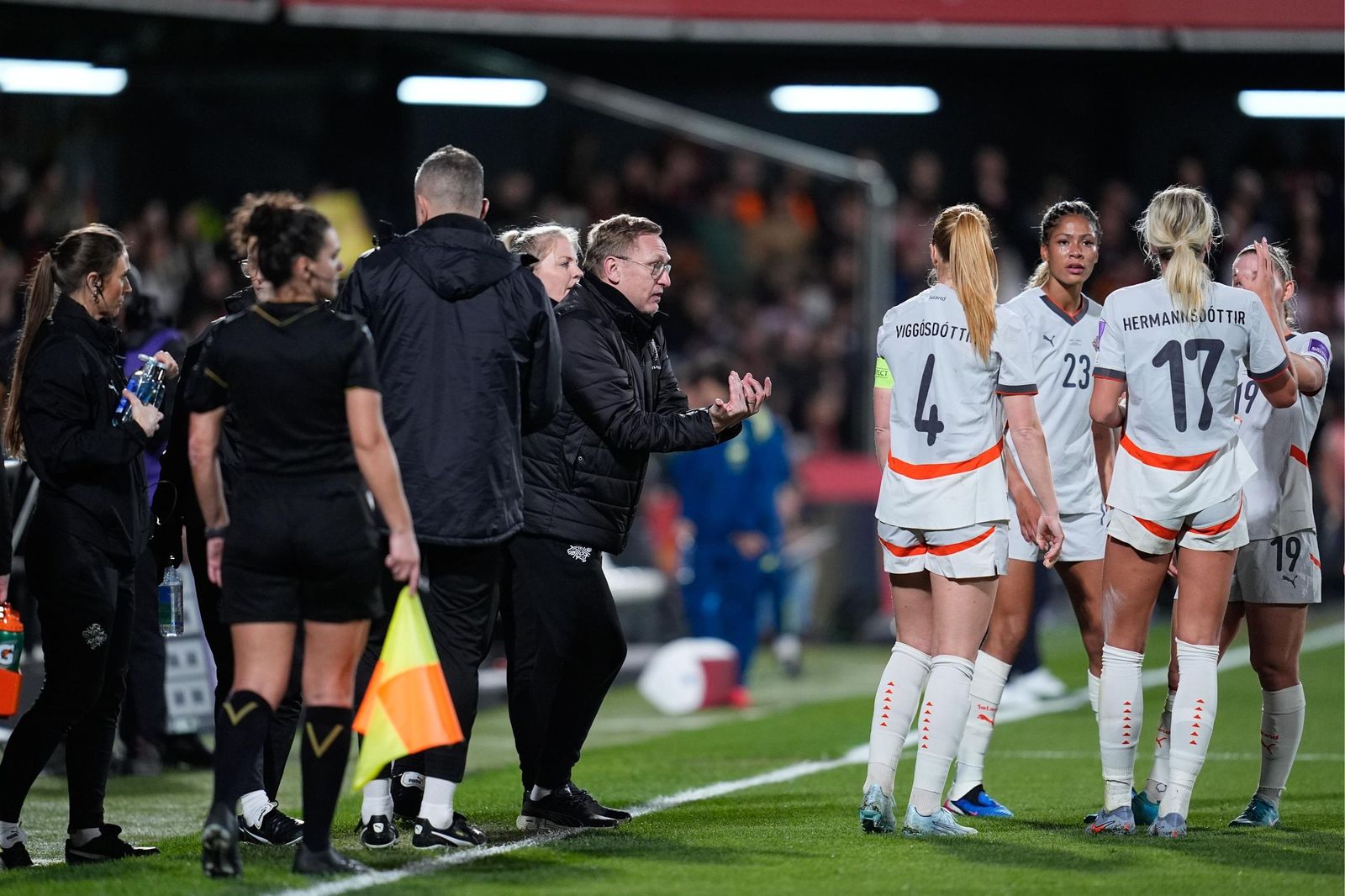 Las fotos del España-Islandia de fútbol femenino