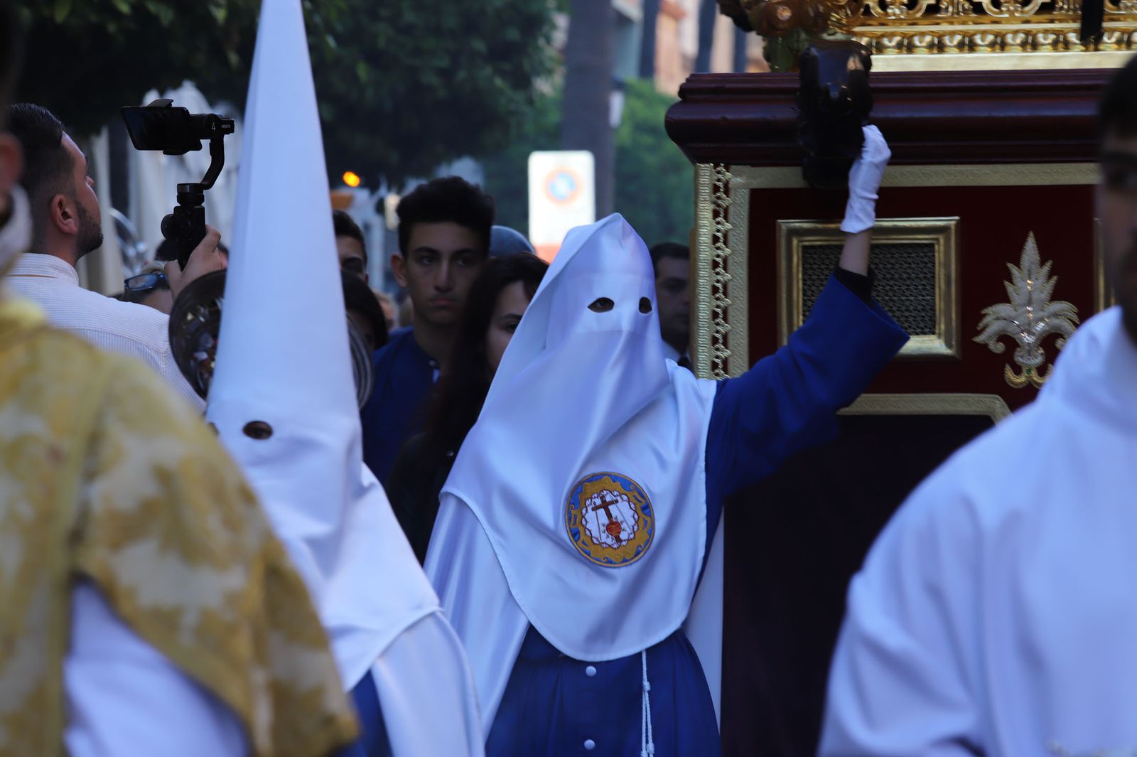 Imágenes de la procesión de la hermandad de la Lanzada de Huelva