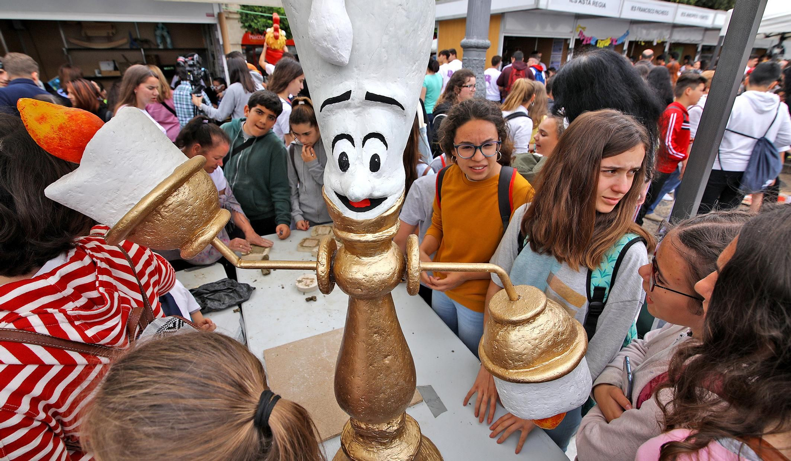Imágenes de la VII Feria de la Ciencia en la Calle