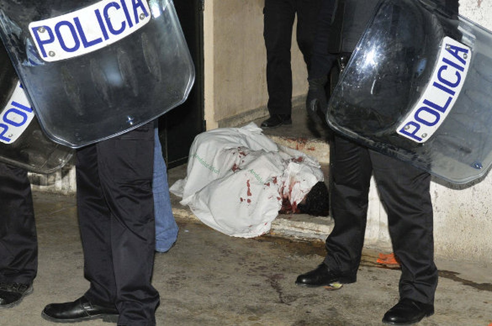 Una discusión entre vecinos acaba con dos muertos a balazos en Granada