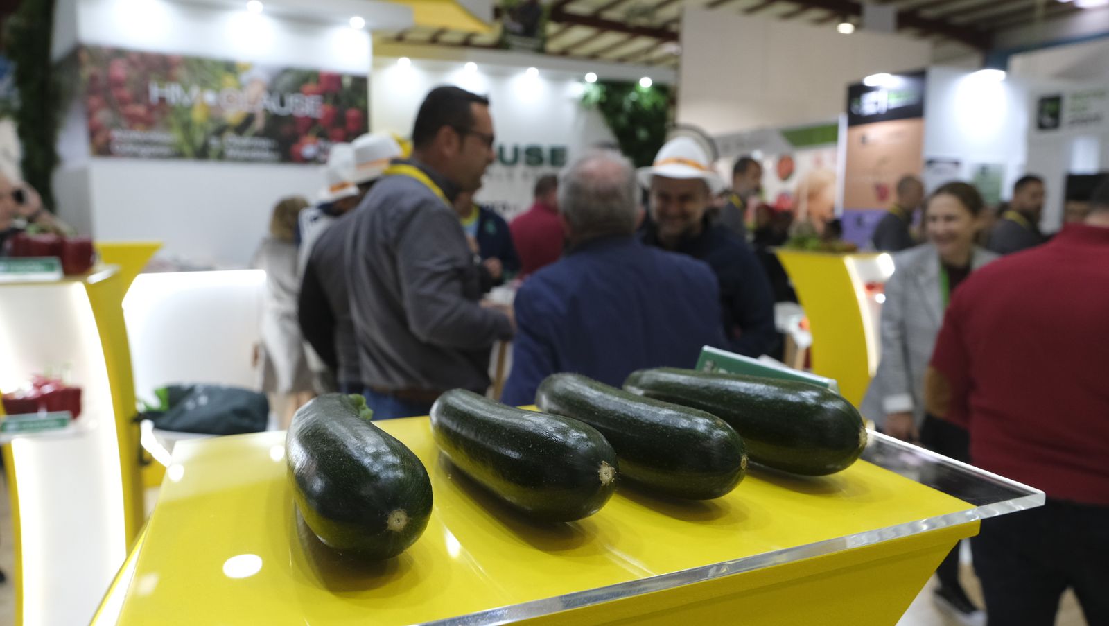 Imágenes del primer día de Expolevante Níjar.