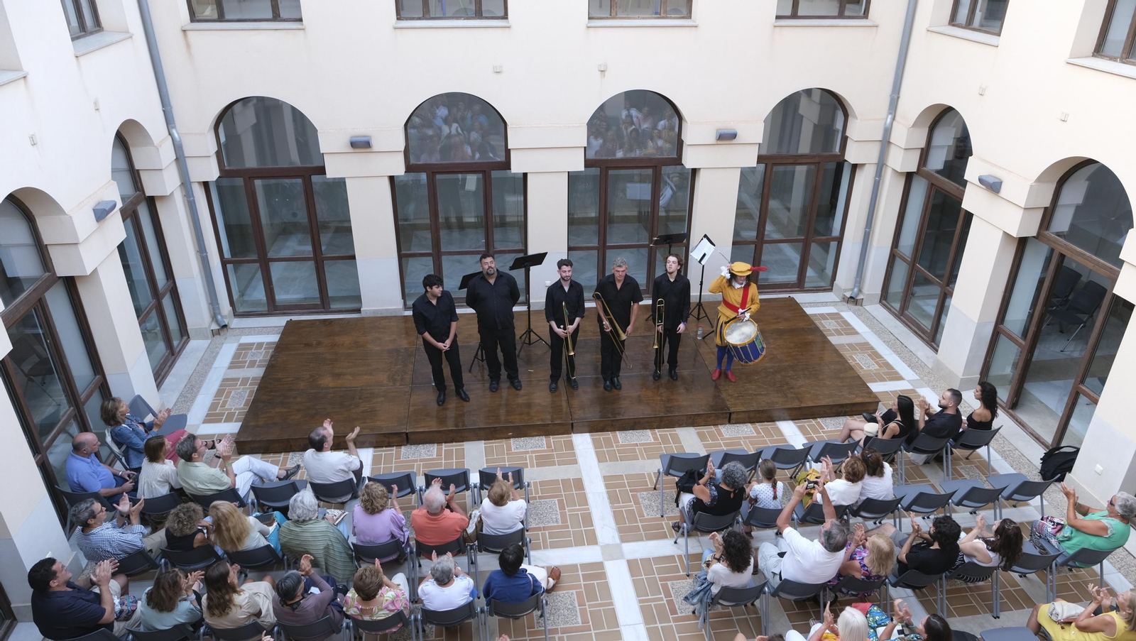 Los Ministriles recorren el casco histórico de Vélez Blanco, en el Festival de Música Renacentista y Barroca-Festimuvb 2023