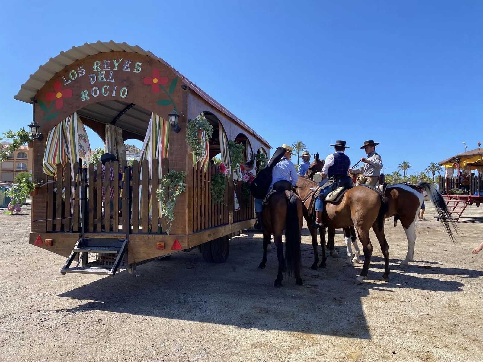 Encuentro de romeros y caballistas en Honor a la Virgen del Pilar de Jaravía