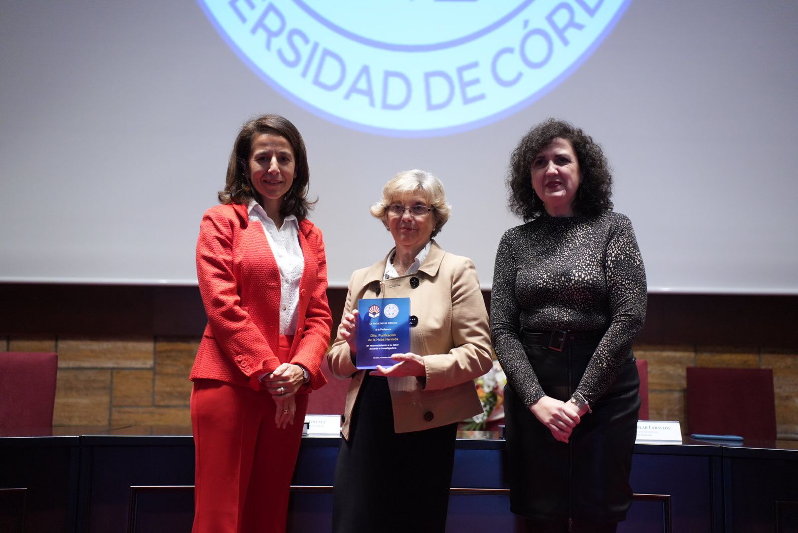 La festividad del patrón de la Facultad de Ciencias de Córdoba, San Alberto Magno, en imágenes