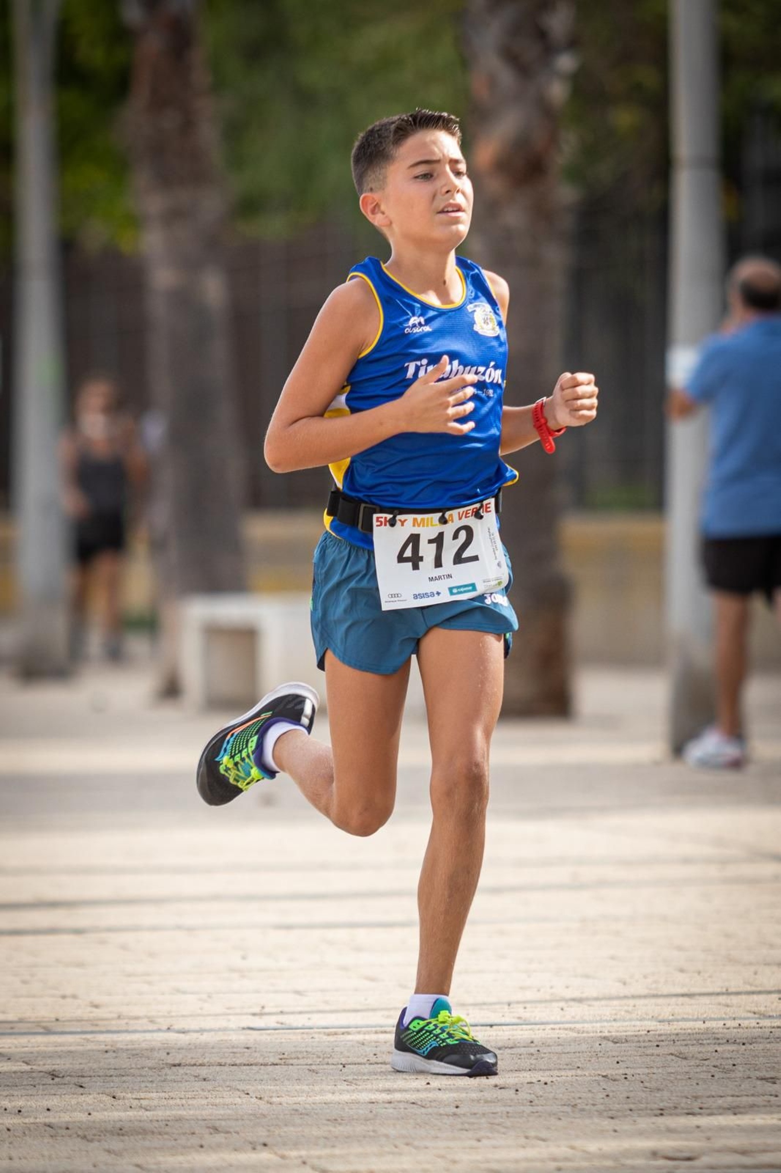Imágenes: Cádiz vive la carrera solidaria de la Milla Verde