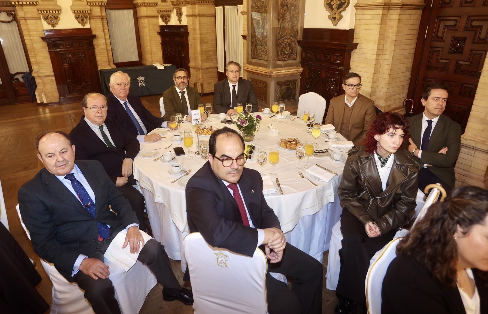 Francisco García, Manuel Felix Moreno, José Luis Cobian, Rafael Oses, Apolinar Abascal, Enrique González, Guillermo Sainz, Anabel González, Javier García