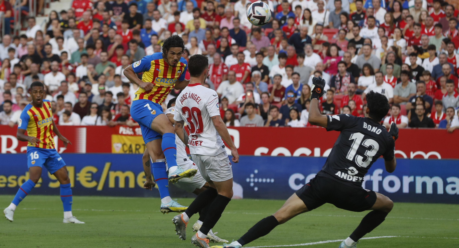 Las imágenes del Sevilla-Valencia