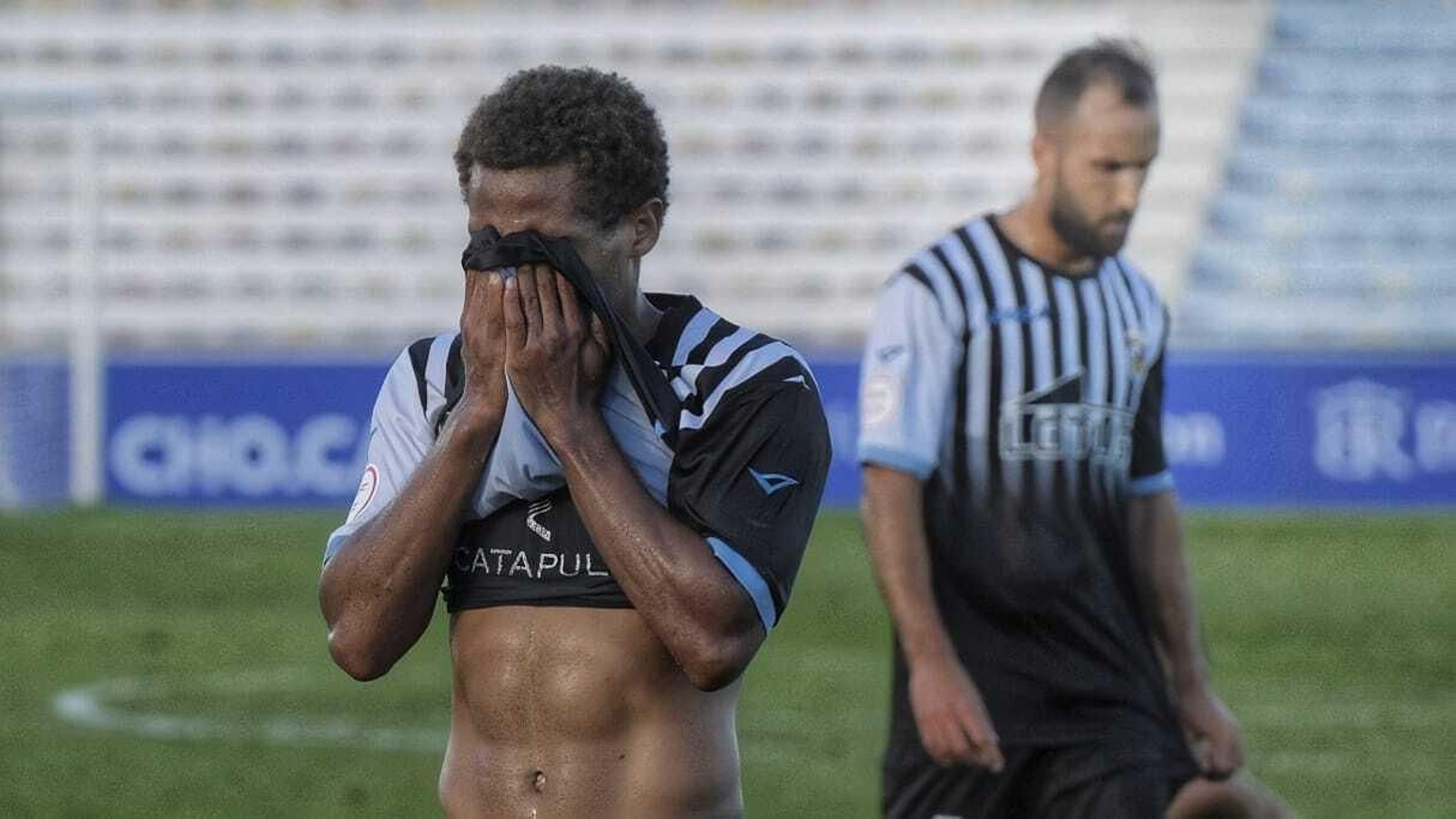 Las fotos de la derrota de la Balona en San Fernando (1-0)