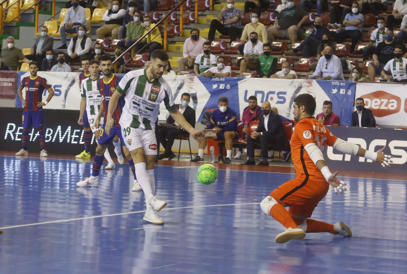 Las fotos de la hazaña: la victoria del Córdoba Futsal ante el Barça