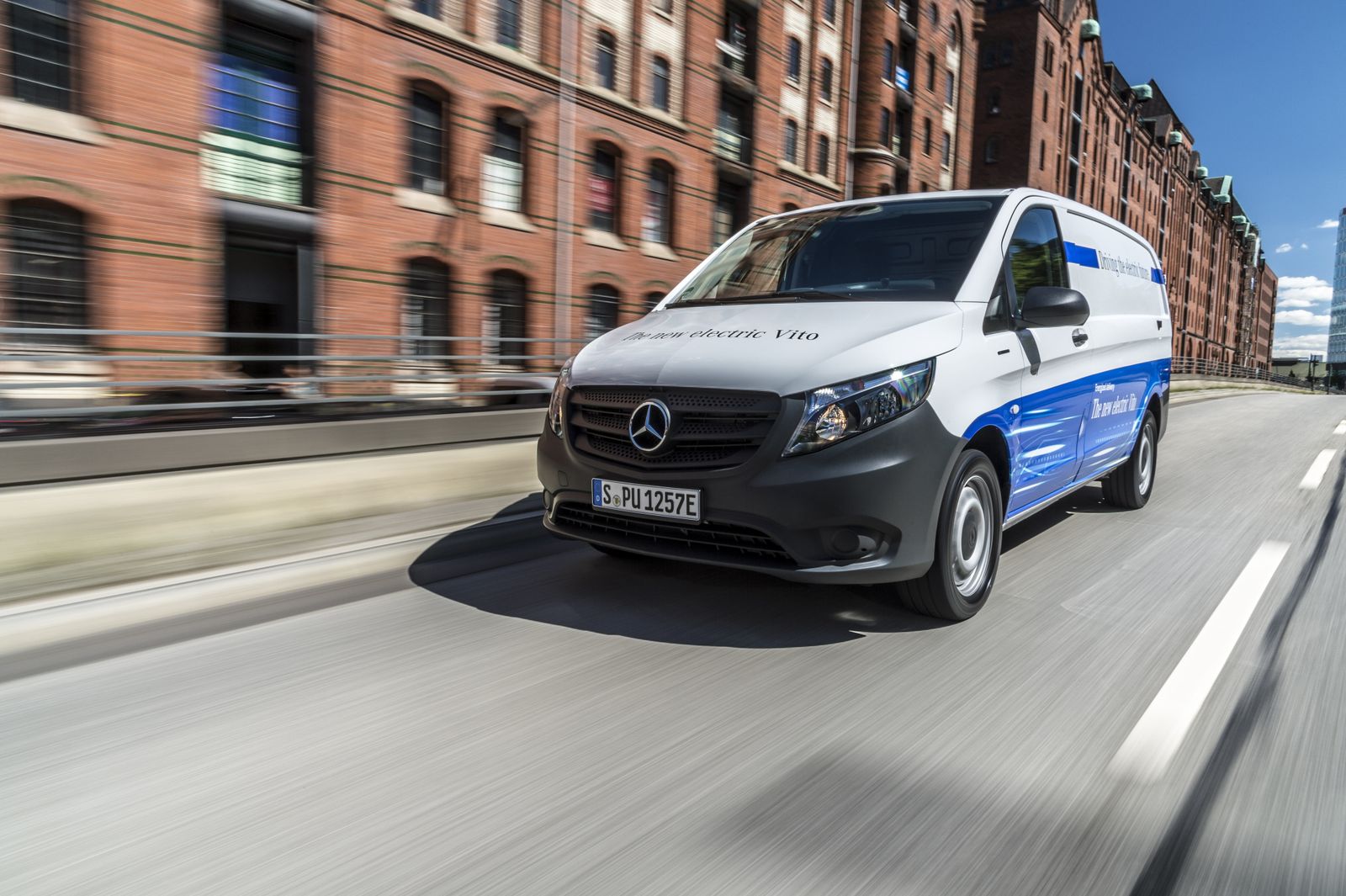 Mercedes-Benz eVito: el futuro de las furgonetas es eléctrico y español