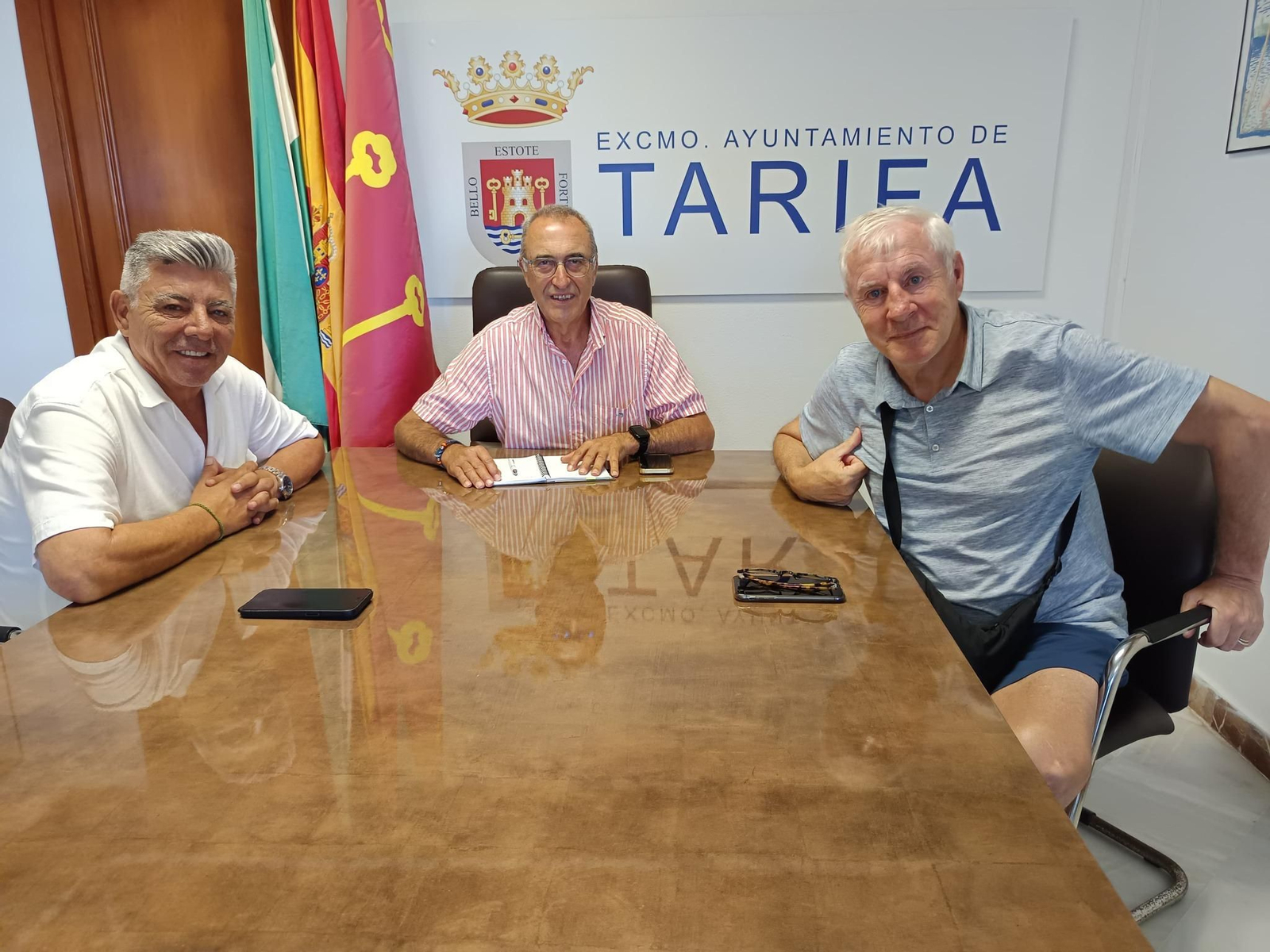 Luis Fernández, a la derecha, con José Antonio Santos y Nacho Trujillo.