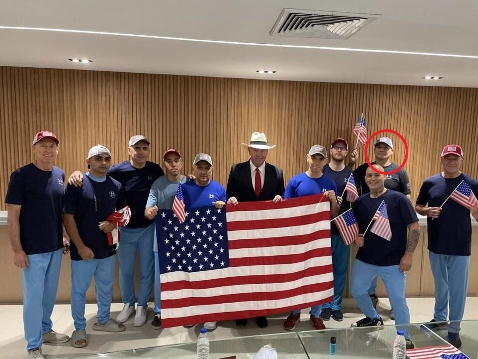 Dahud Hanid-Ortiz, marcado con un círculo, en una foto de la Embajada de EEUU en Venezuela.
