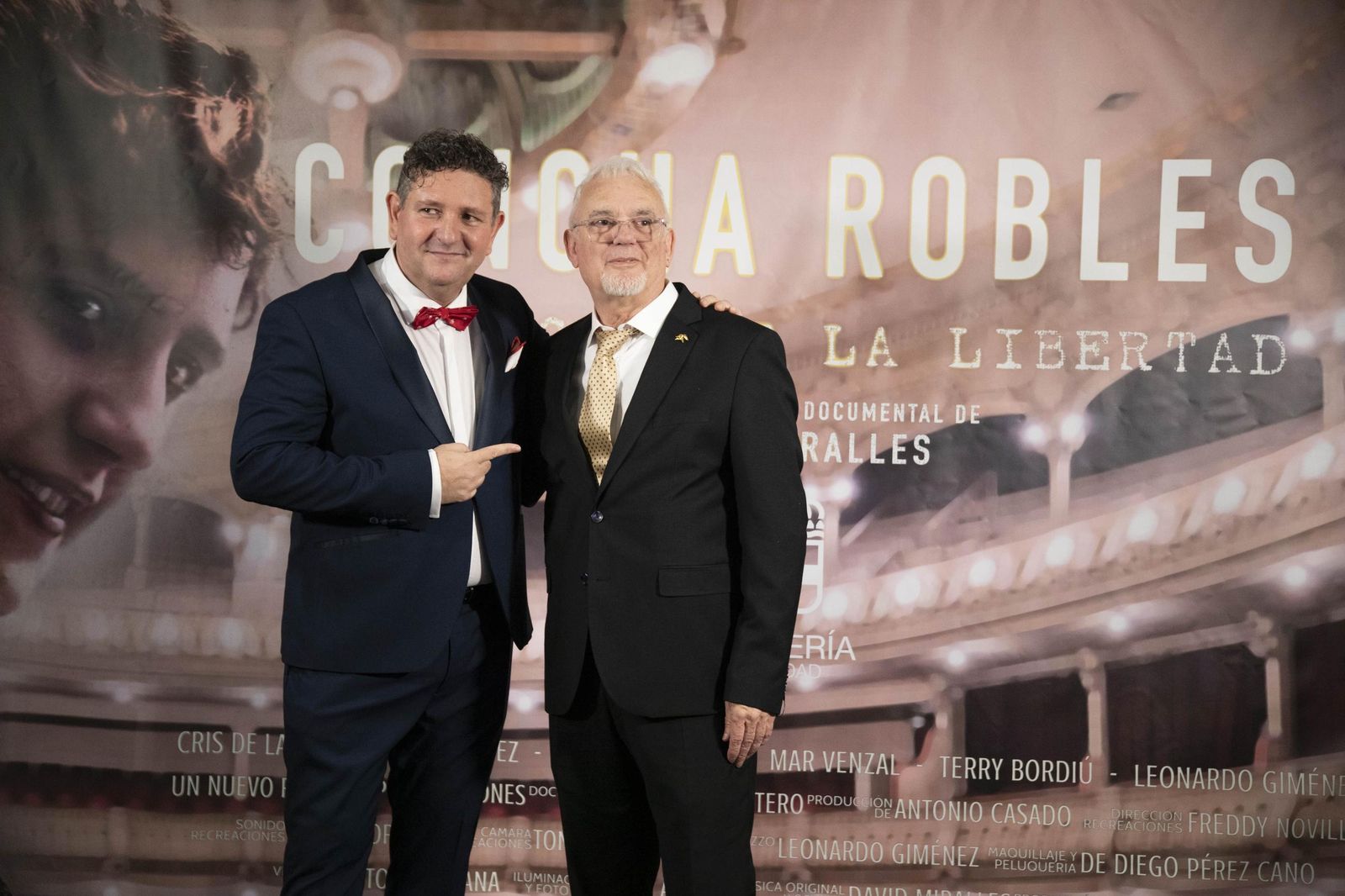 El estreno en Almería del largometraje documental "Concha Robles", en imágenes