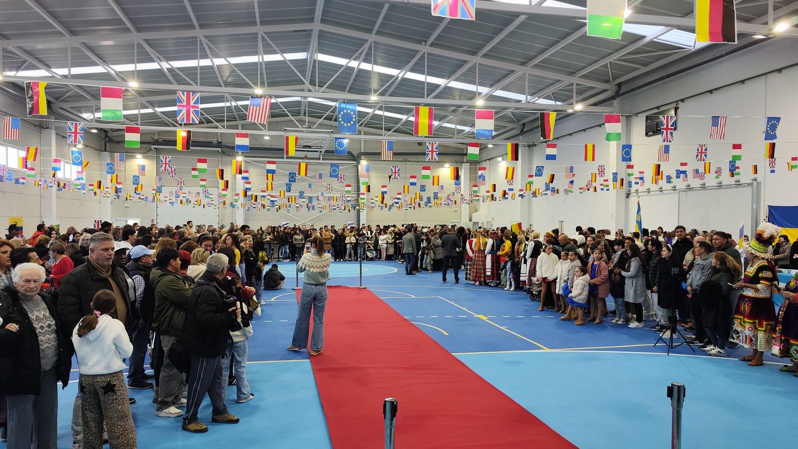 El Festival de Las Naciones muestra la diversidad de 18 países en Huércal Overa