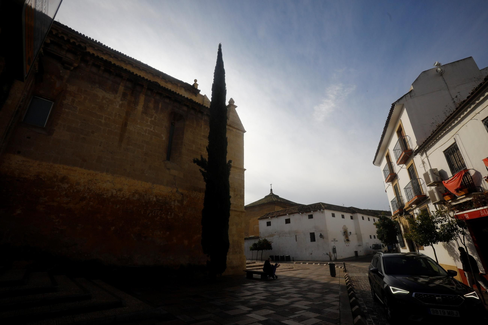 Un paseo en imágenes por el barrio de Santa Marina en pleno invierno