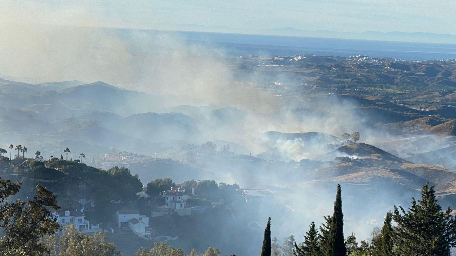 El fuego ha arrasado unas 250 hectáreas de terreno. El fuego ha arrasado unas 250 hectáreas de terreno.