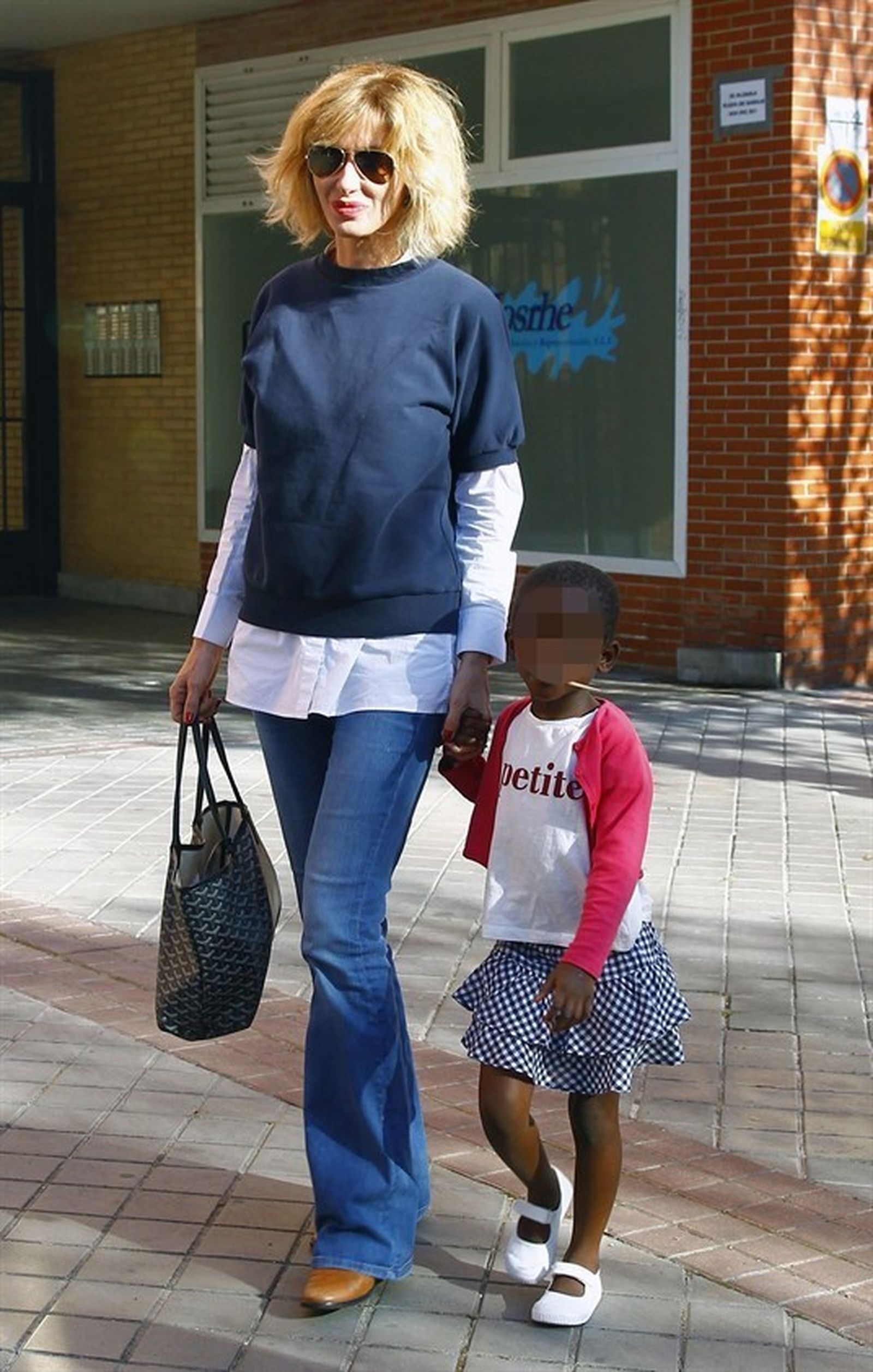 Susanna Griso ejerce de madraza con su nueva hija