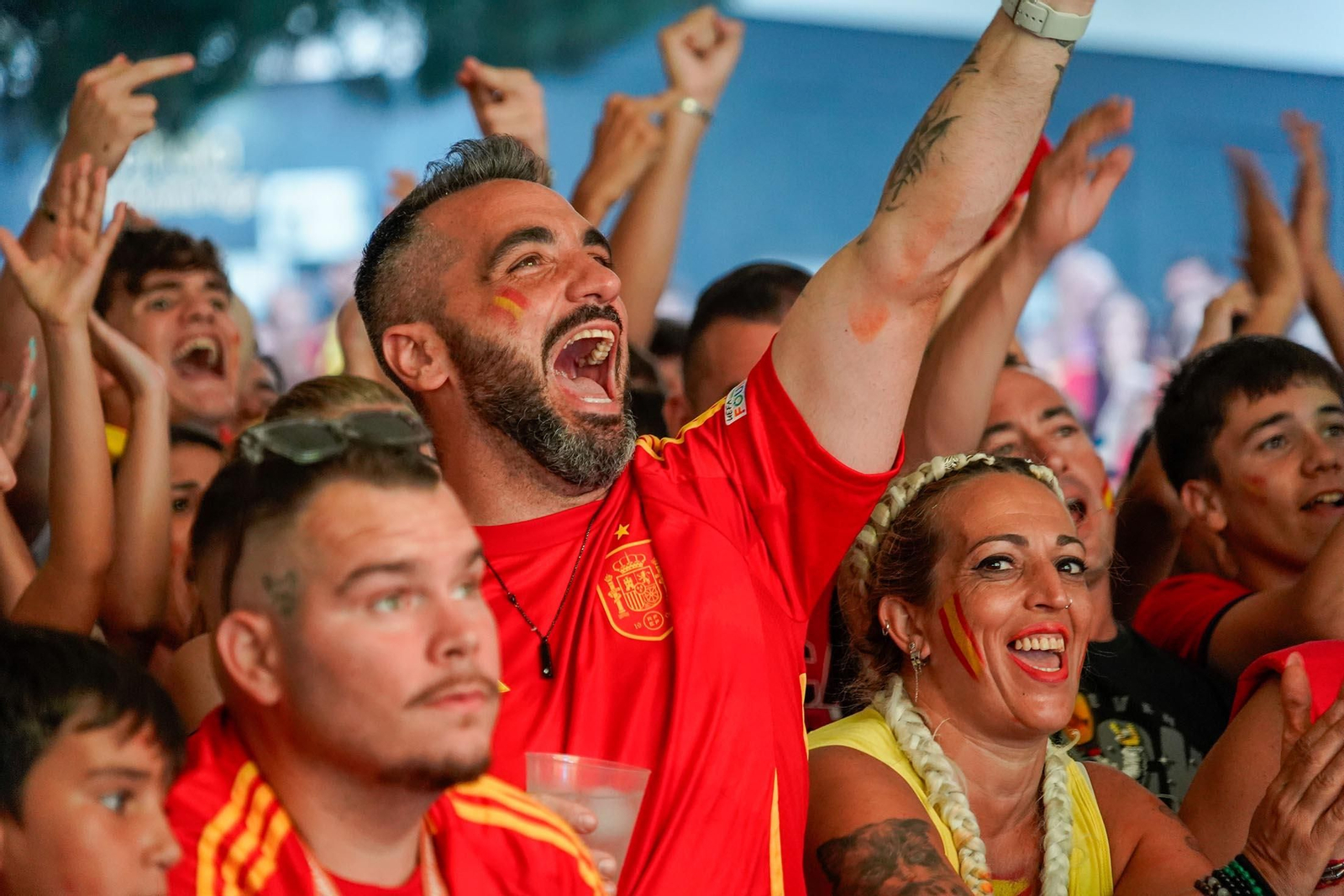 Imágenes del ambiente durante la final de la Eurocopa entre España e Inglaterra Imágenes del ambiente durante la final de la Eurocopa entre España e Inglaterra
