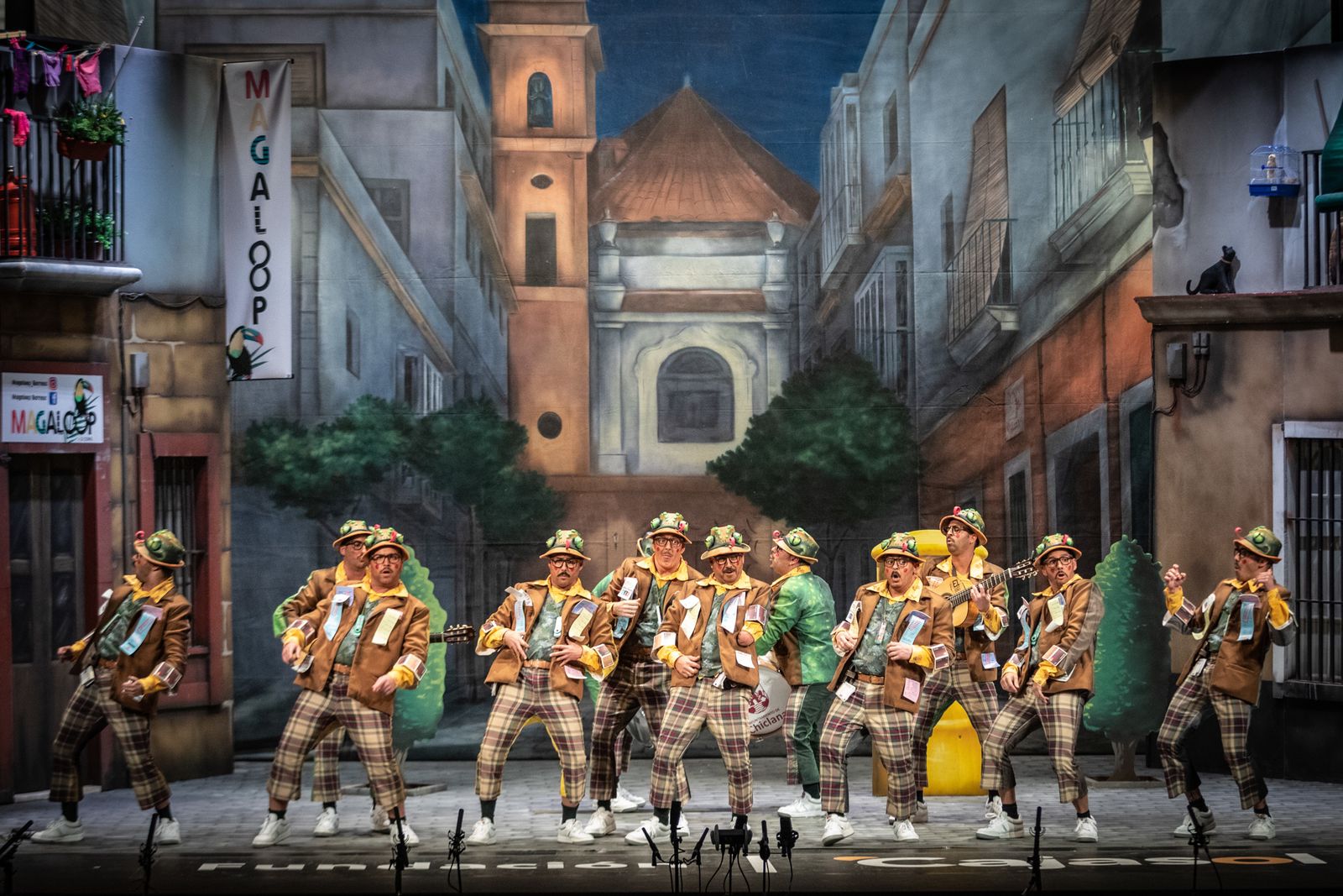 La chirigota de los Molina 'Los morosos' Cerró la novena sesión clasificatoria del COAC 2019