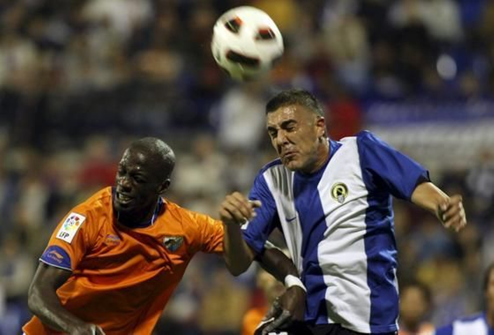 El Málaga empata 0-0 en casa del Hércules y tendrá la oportunidad de decidir la eliminatoria de dieciseisavos de la Copa del Rey en La Rosaleda. / LOF