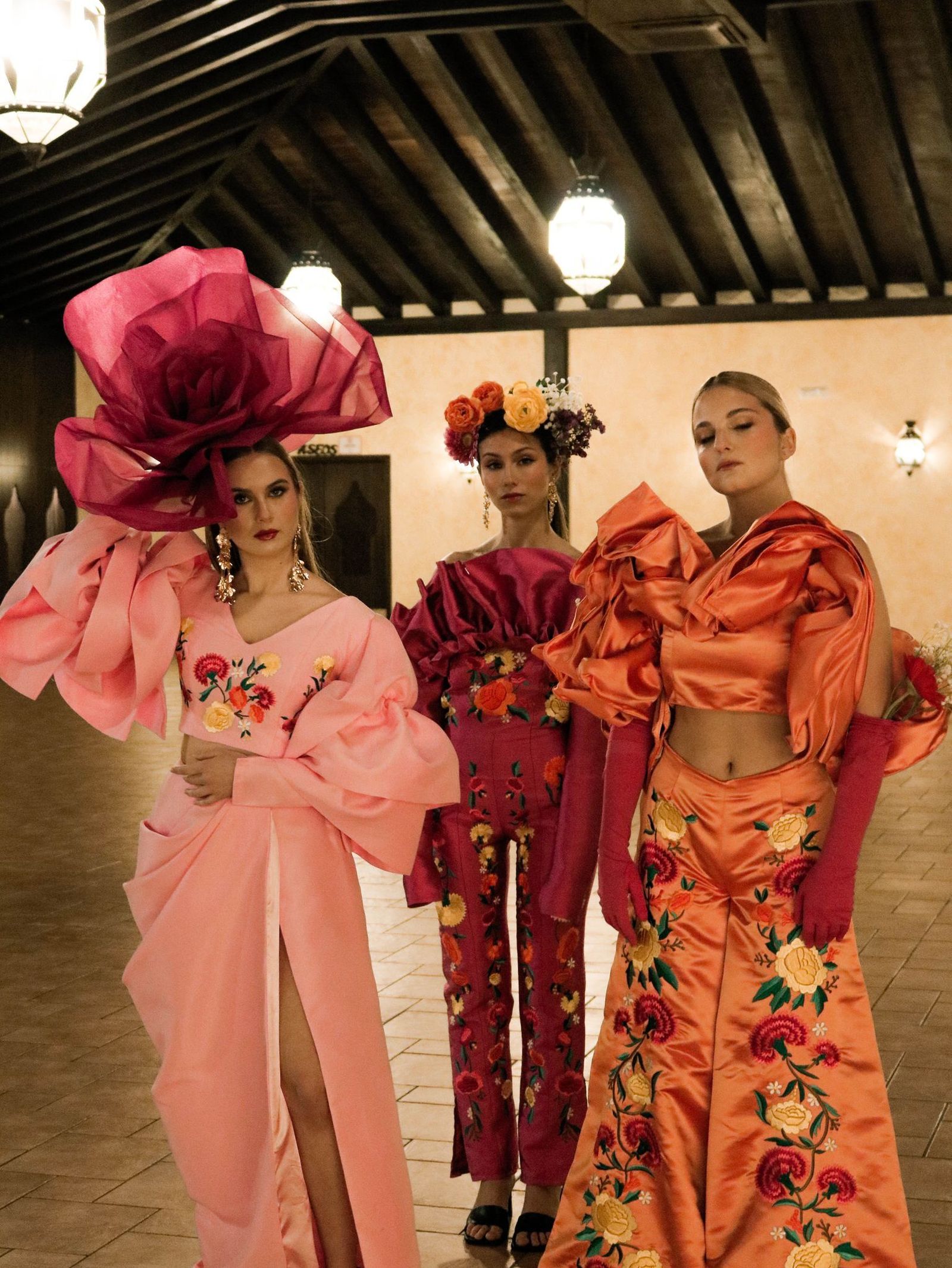 Diseños de invitada de la joven sevillana Paula Desmons.